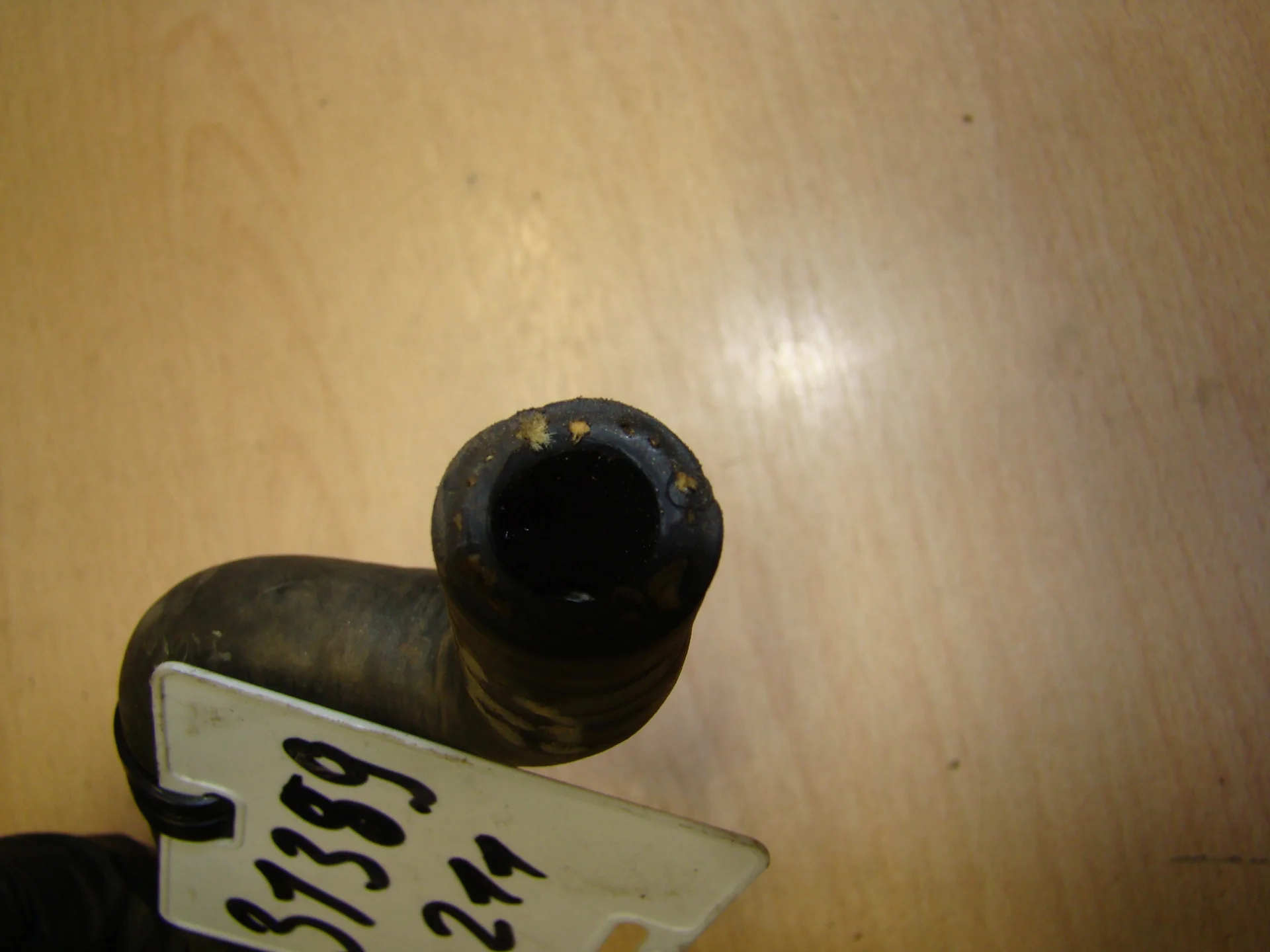 Патрубок отопителя Mercedes-Benz W211 272 A2118301096 - миниатюра 2