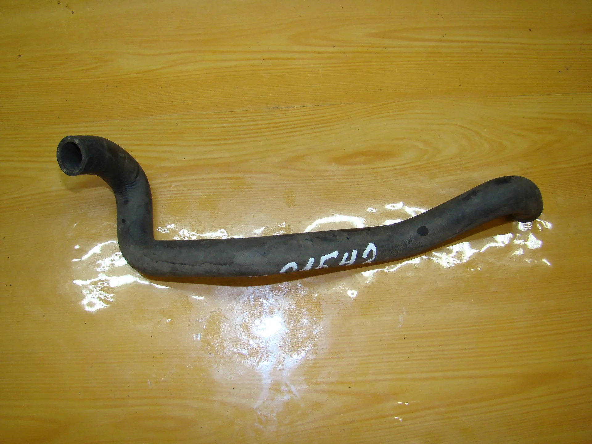 Патрубок отопителя Mercedes-Benz W210 A2108322794 - изображение 1