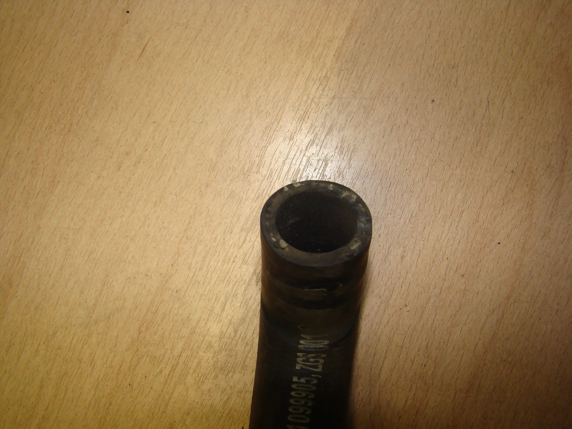 Патрубок отопителя Mercedes-Benz W211  A2118303596 - миниатюра 2