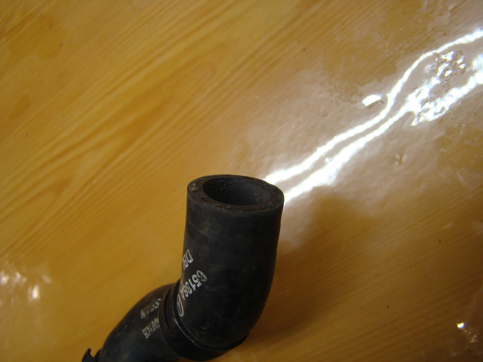 Патрубок отопителя Mercedes-Benz W220  A2205062235 - миниатюра 2