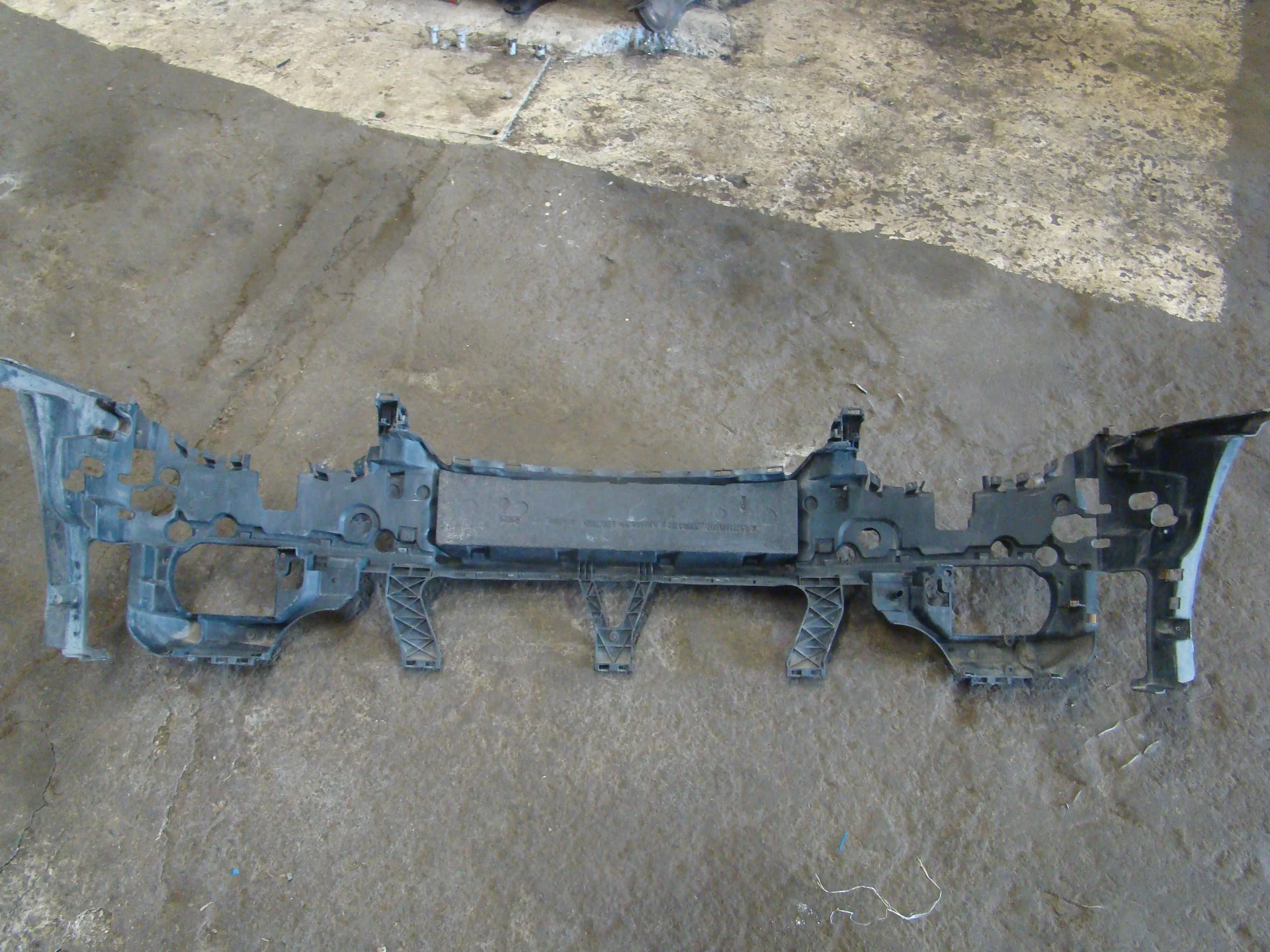 Каркас переднего бампера Mercedes-Benz CL203  A2038850565 - миниатюра 4