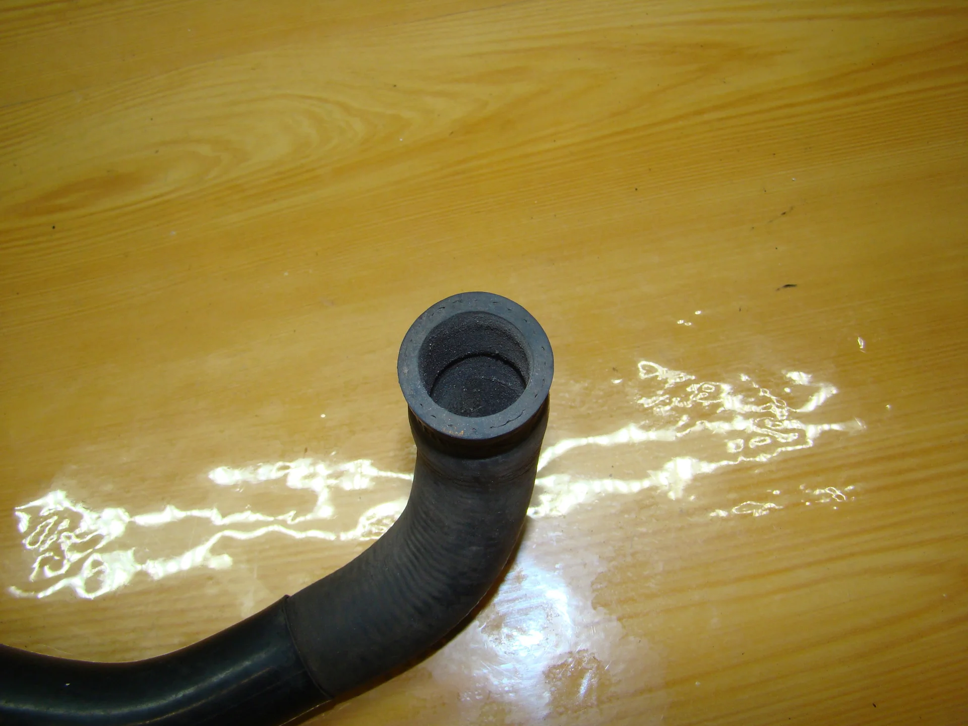 Патрубок отопителя Mercedes-Benz W124 A1248306196 - миниатюра 3