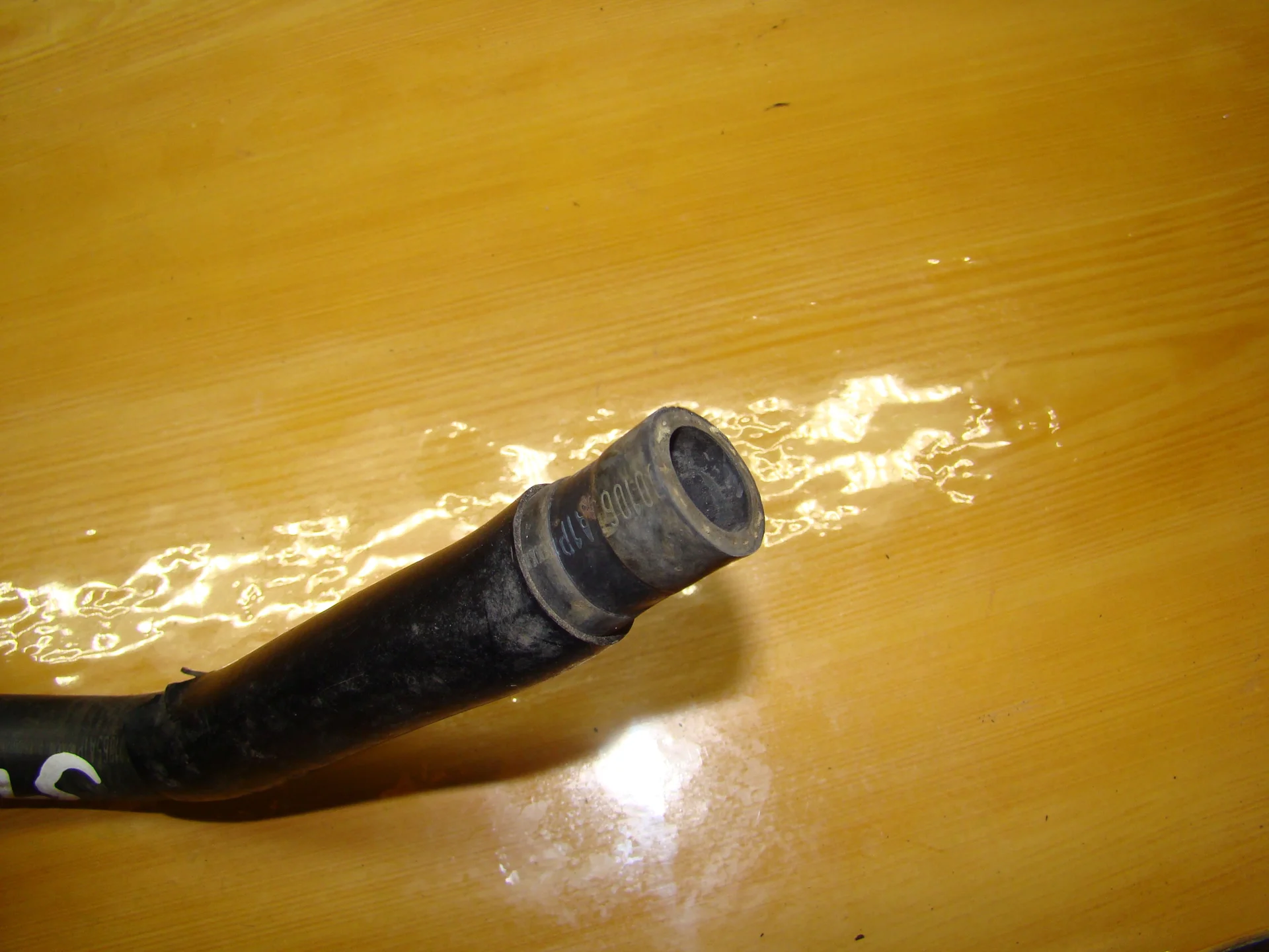 Патрубок отопителя Mercedes-Benz W124 111 A1248306696 - миниатюра 3