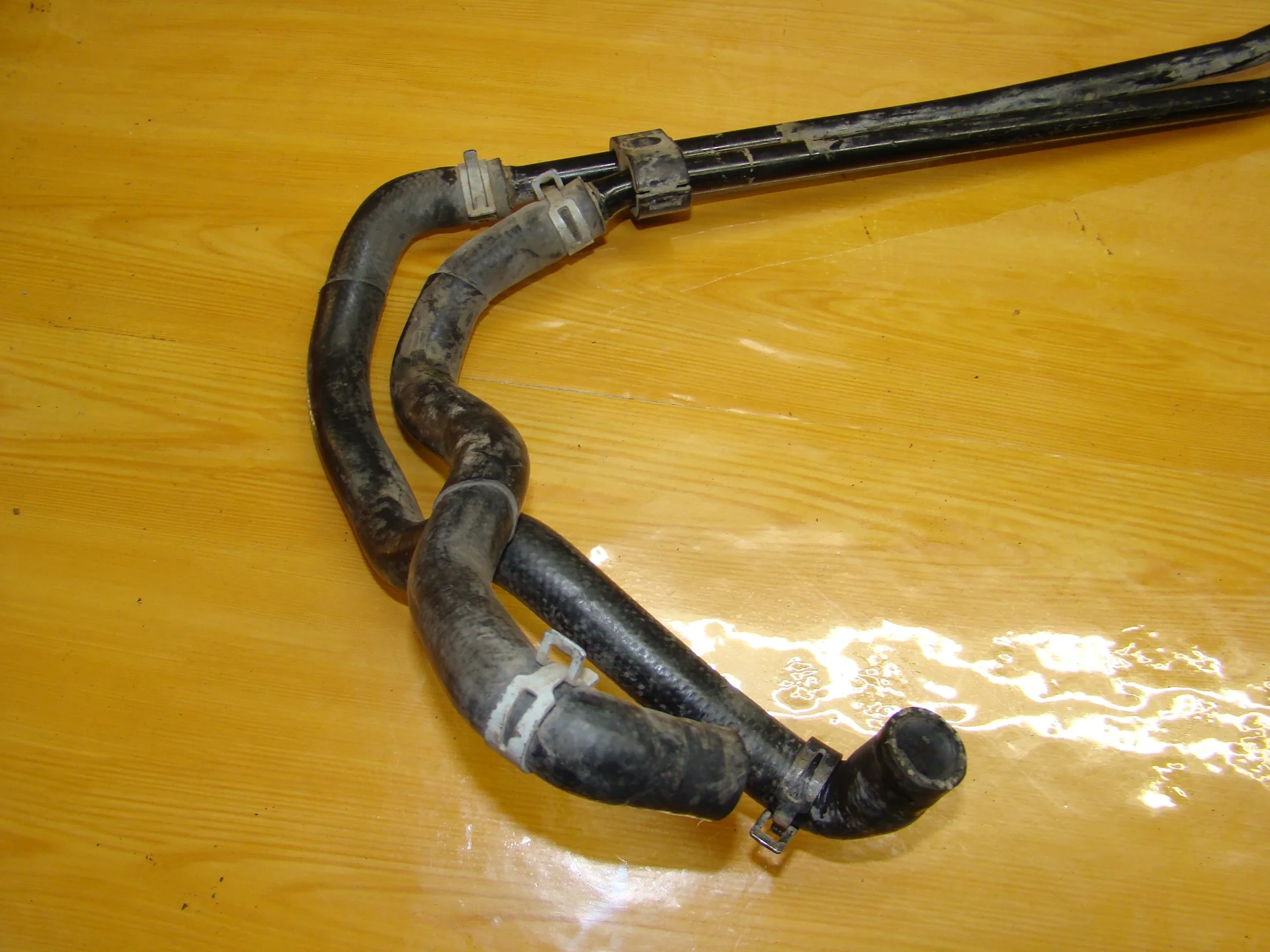 Патрубок отопителя Mercedes-Benz W168 A1685060038 - миниатюра 3