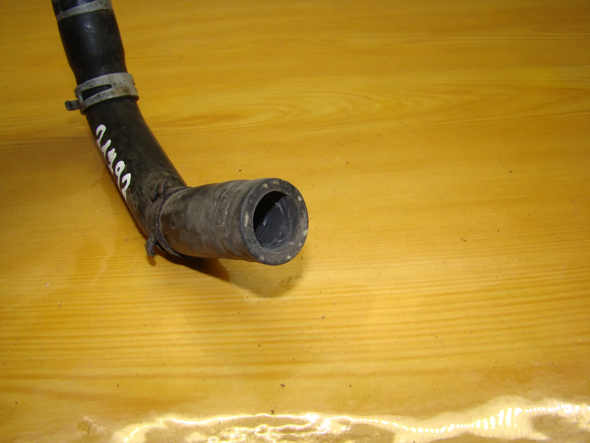 Патрубок отопителя Mercedes-Benz W210  A2108327594 - миниатюра 2