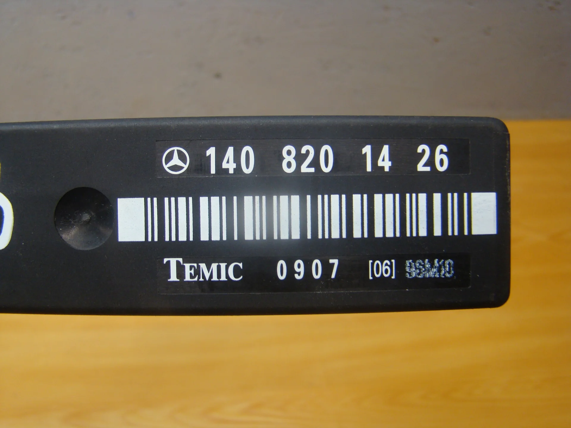 Блок управления сидением Mercedes-Benz C140  A1408201426 - миниатюра 3