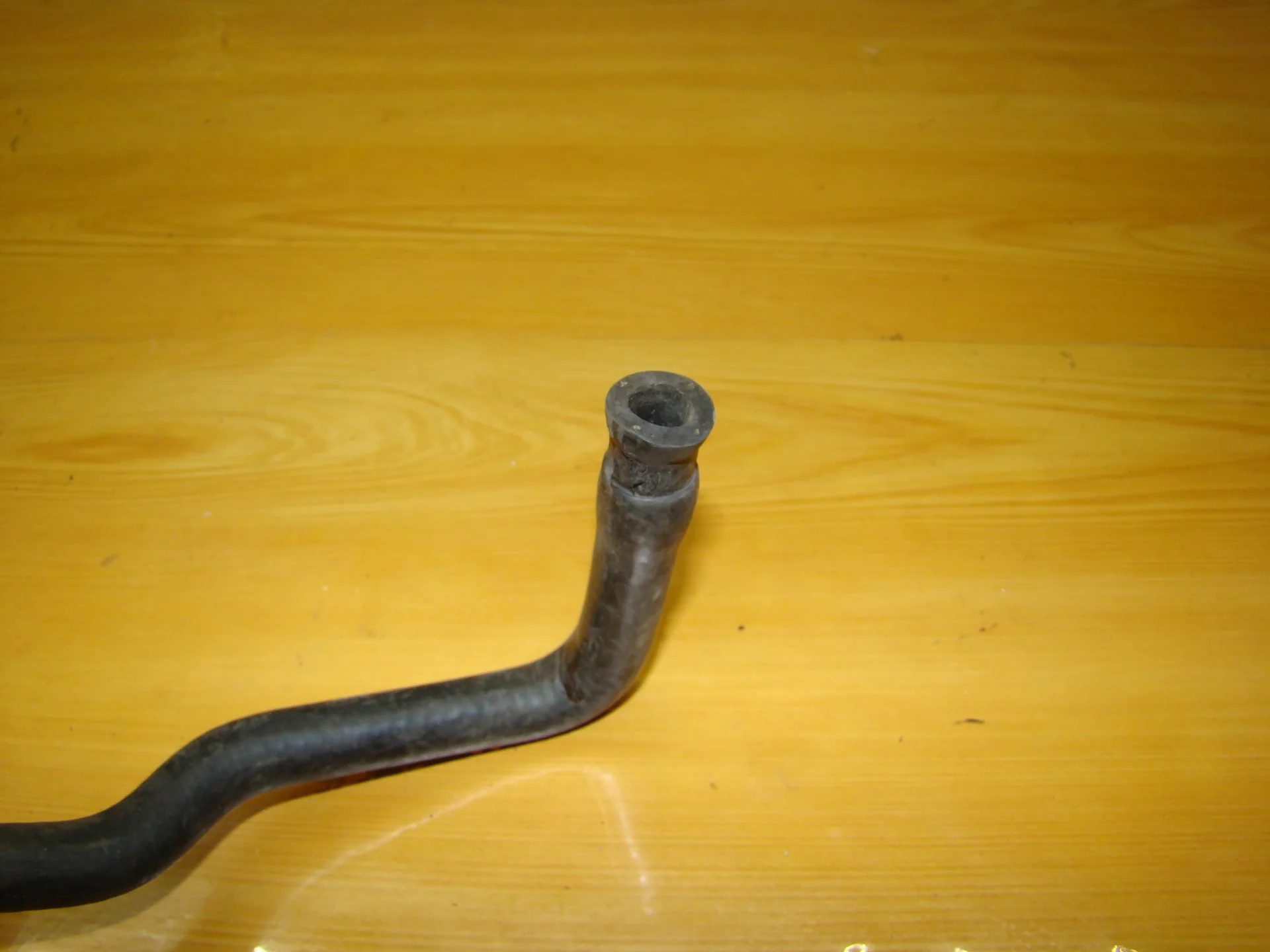 Патрубок отопителя Mercedes-Benz W124  A1248306996 - миниатюра 3