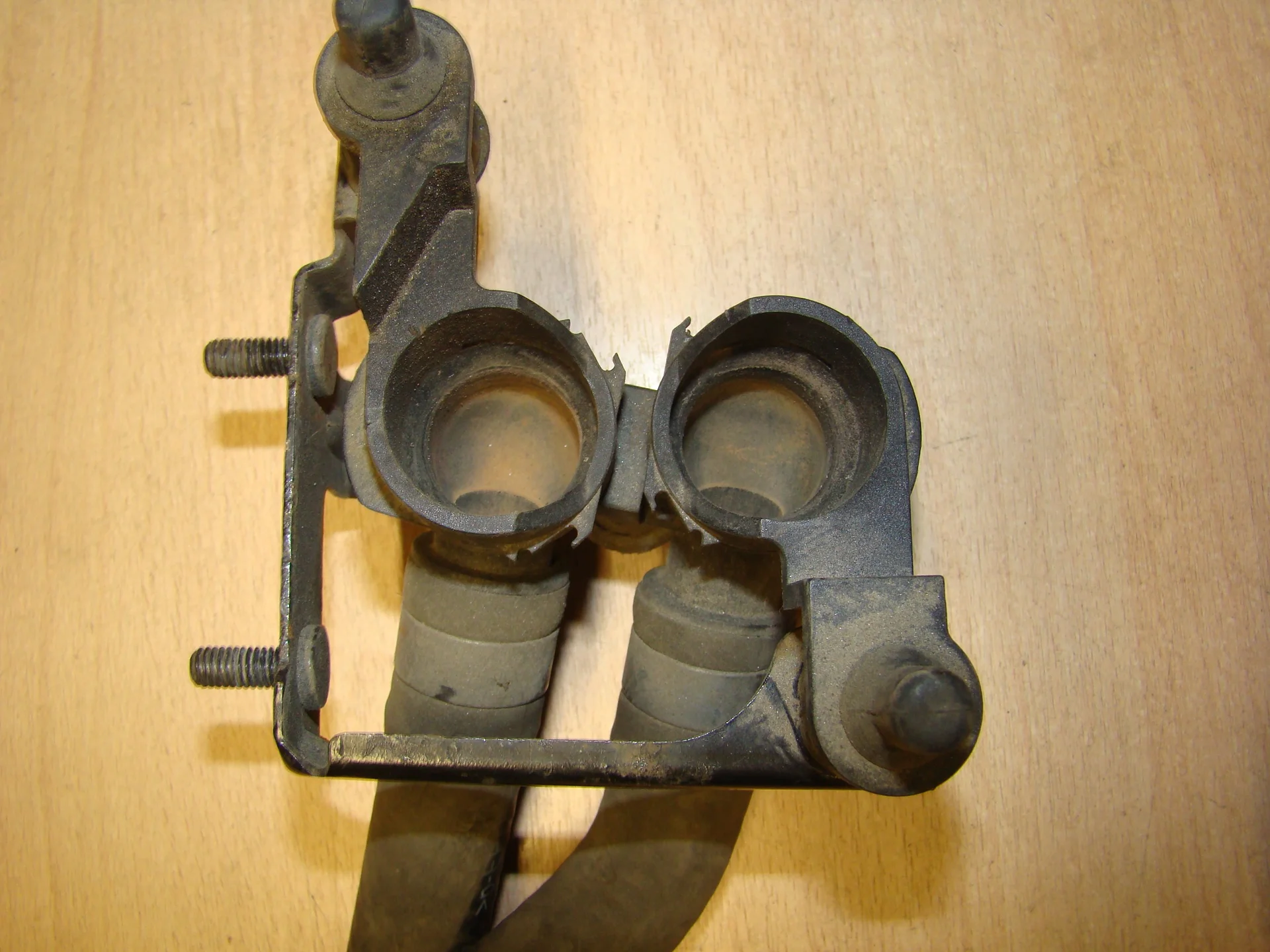 Патрубок отопителя Mercedes-Benz W210  A2108300024 - миниатюра 2