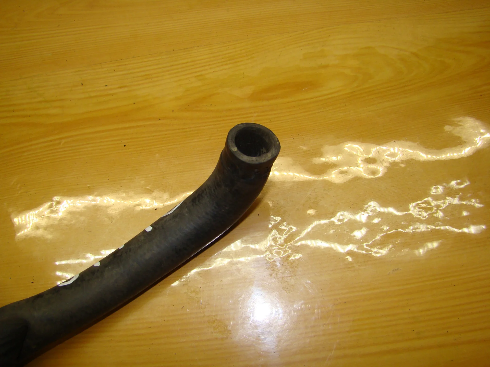 Патрубок отопителя Mercedes-Benz W124 A1248325894 - миниатюра 2