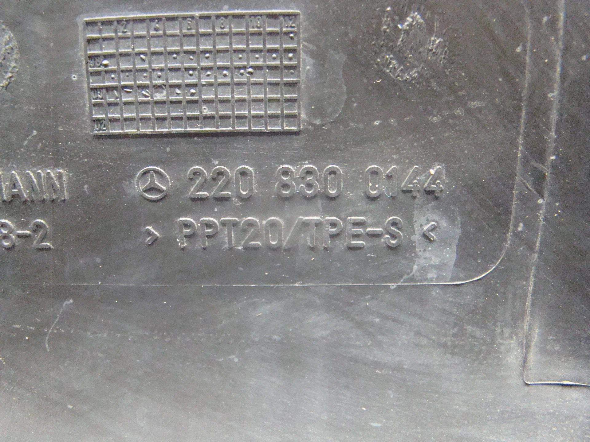 Воздухозаборник печки Mercedes-Benz W220 A2208300144 - миниатюра 4