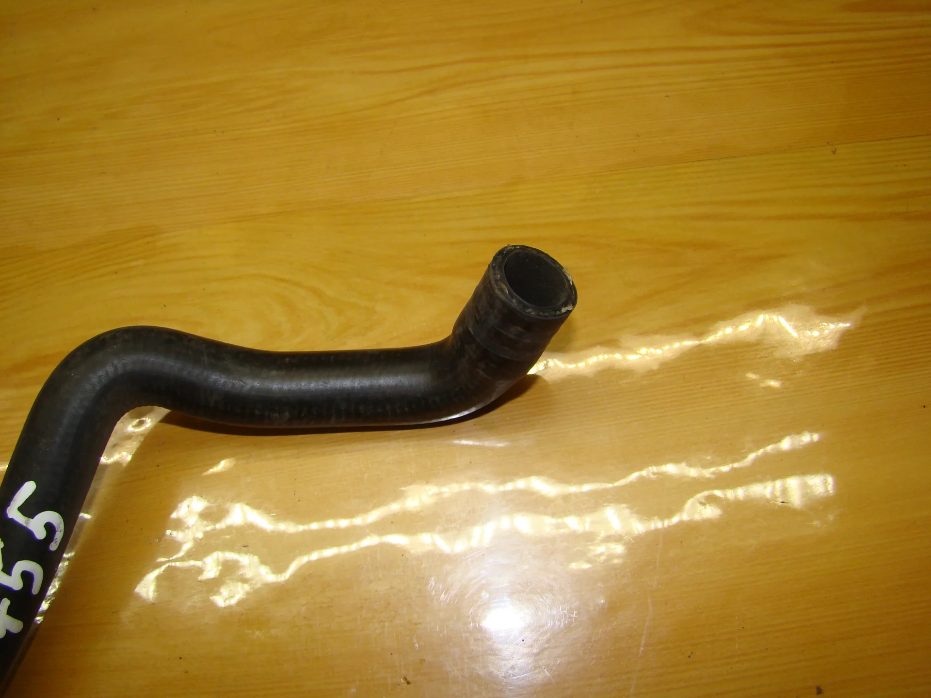 Патрубок отопителя Mercedes-Benz W202 A2028328094 - миниатюра 2