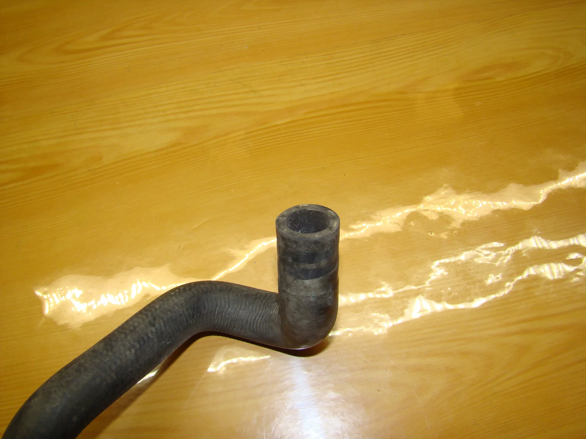 Патрубок отопителя Mercedes-Benz W210  A2108325094 - миниатюра 2