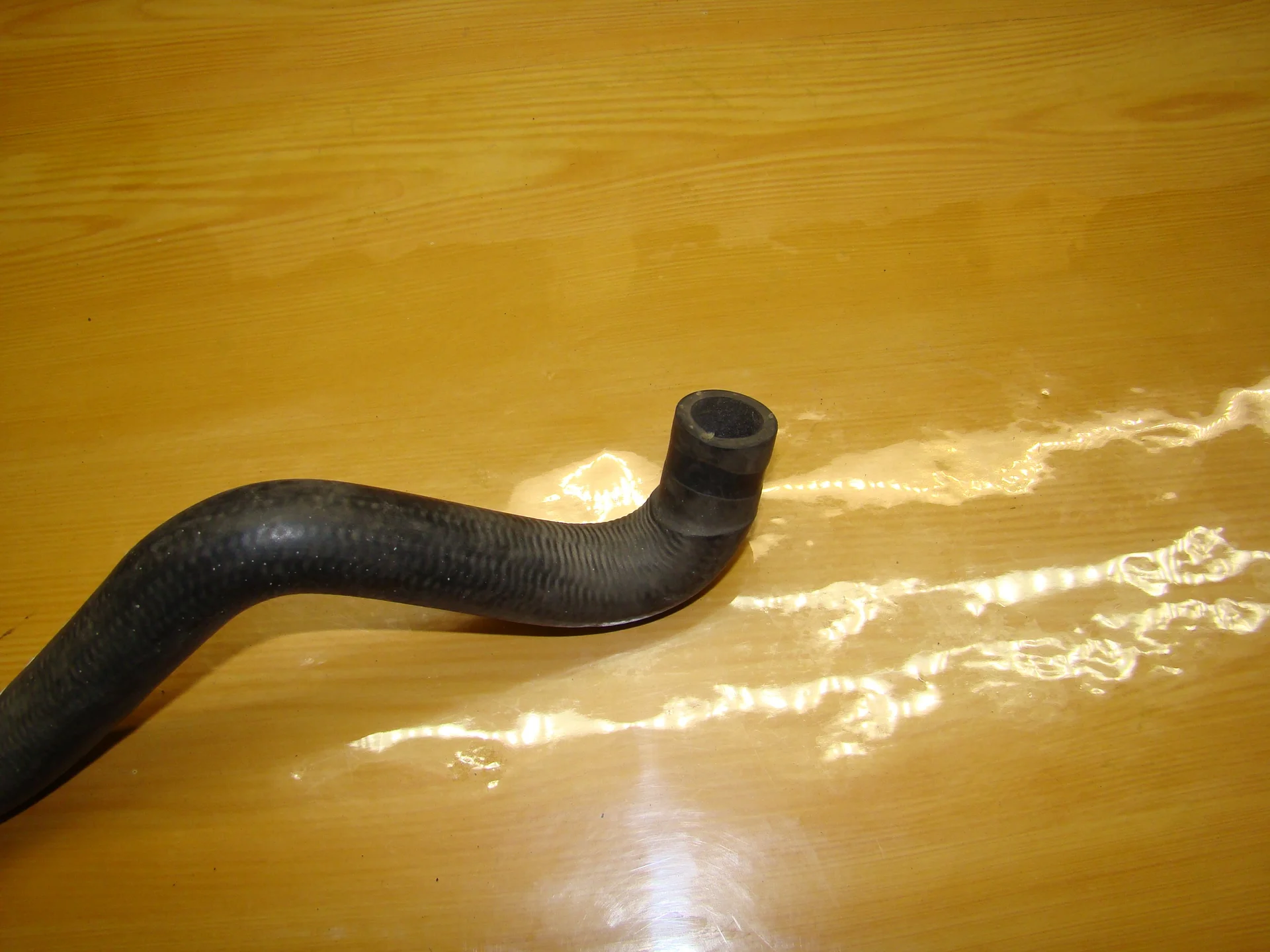 Патрубок отопителя Mercedes-Benz W210  A2108325094 - миниатюра 3