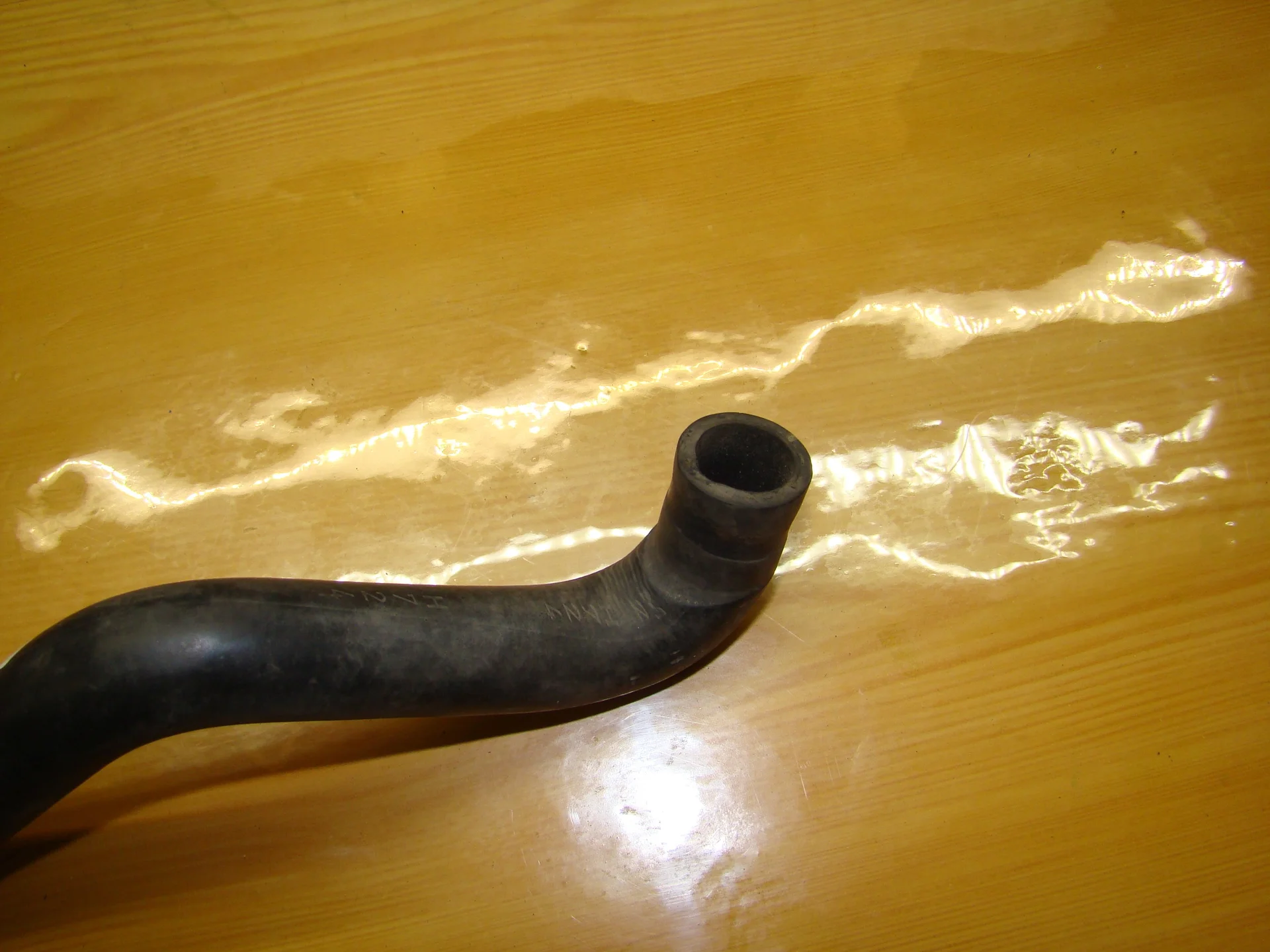 Патрубок отопителя Mercedes-Benz W210  A2108325094 - миниатюра 3
