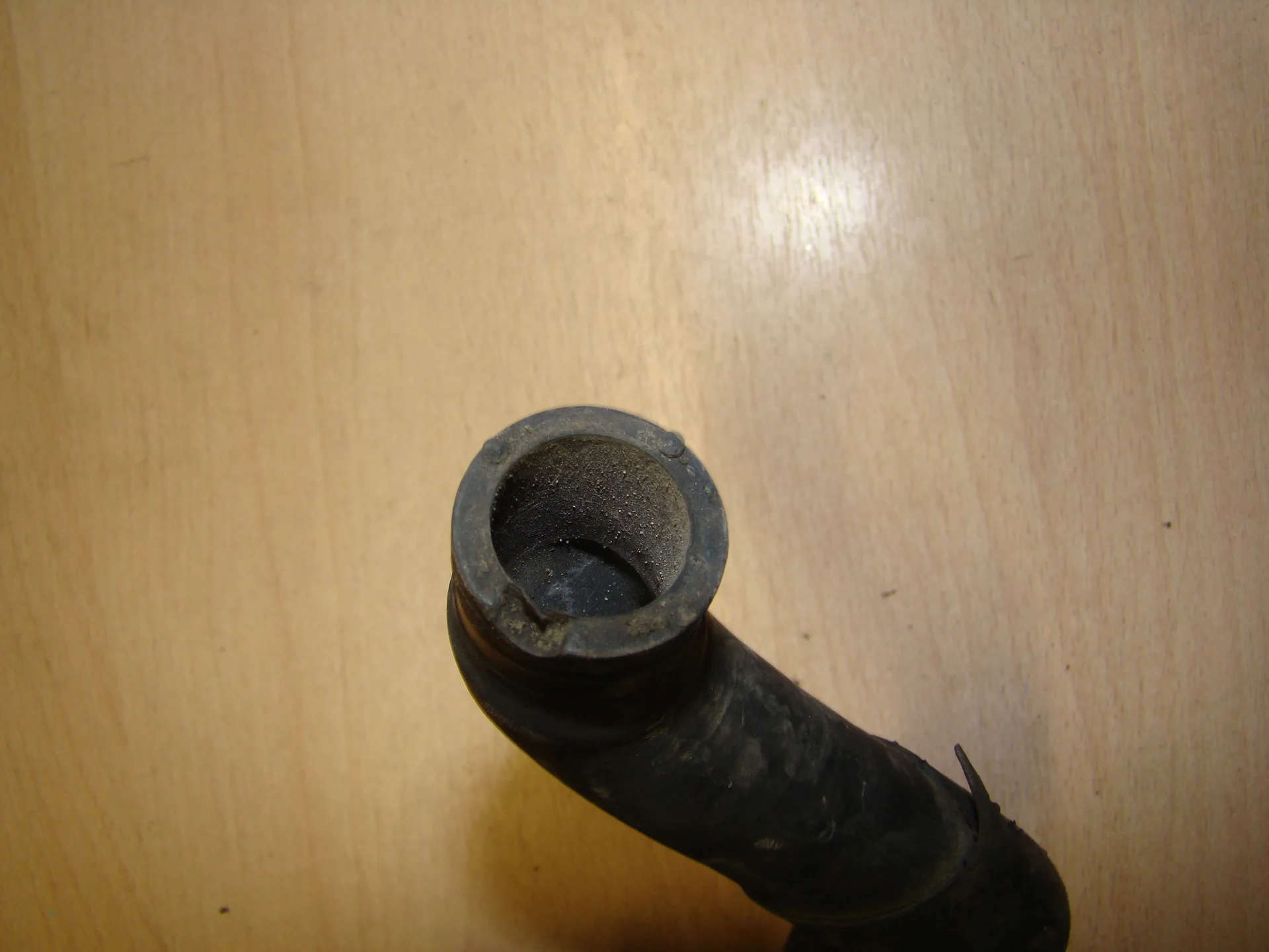 Патрубок отопителя Mercedes-Benz W211 A2118323194 - миниатюра 2