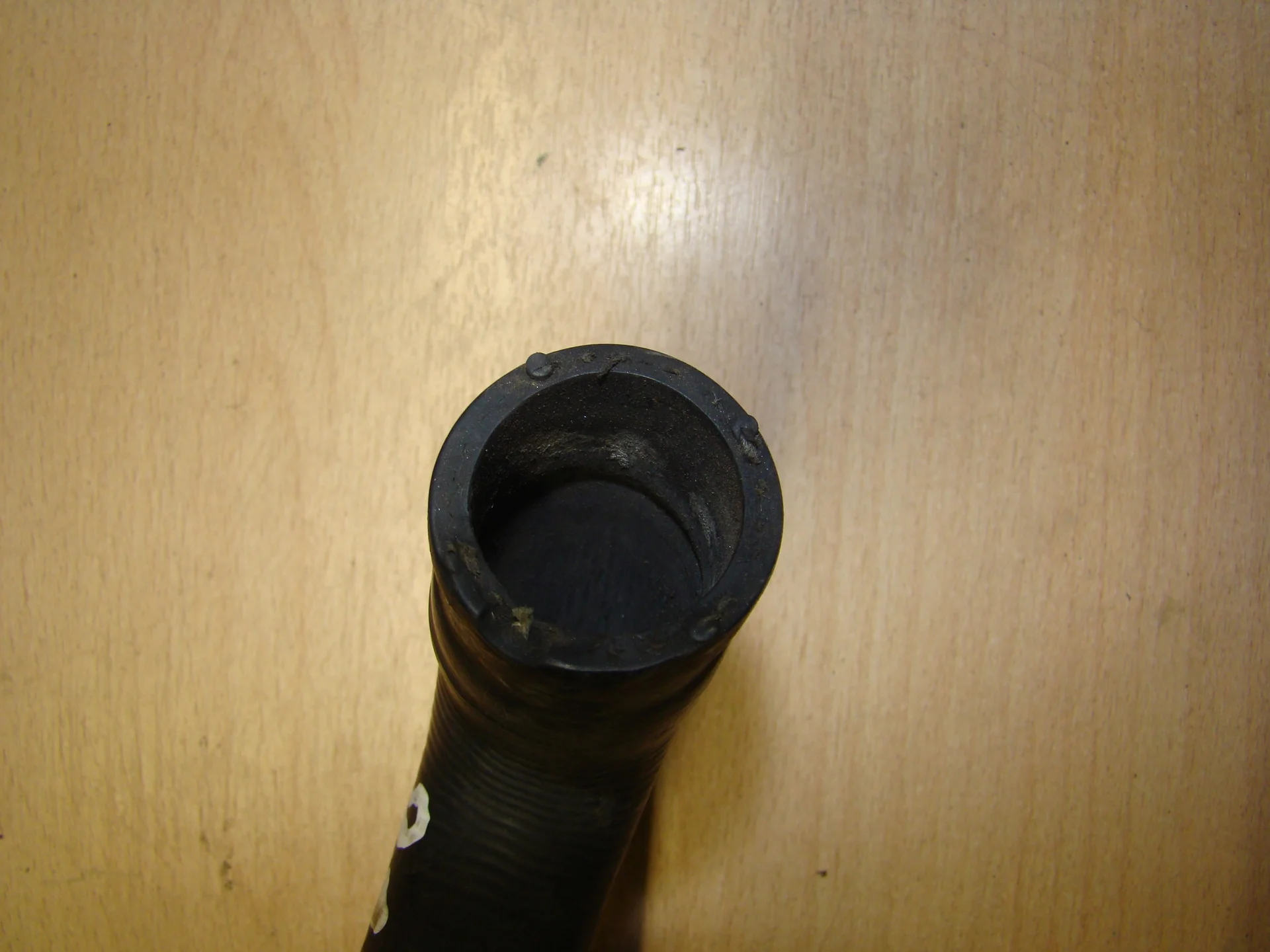 Патрубок отопителя Mercedes-Benz W211 A2118323194 - миниатюра 3