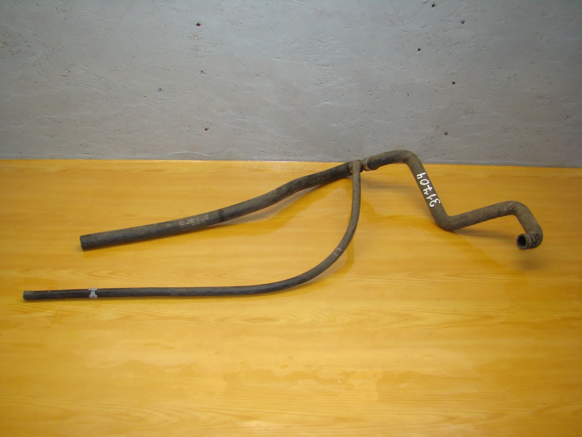 Патрубок отопителя Mercedes-Benz W220 A2208300396 - изображение 1