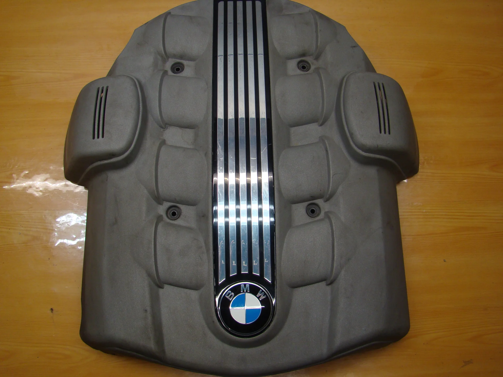 Крышка двигателя декоративная BMW 7 серия IV - E66 N62B44 11617511559 - изображение 1