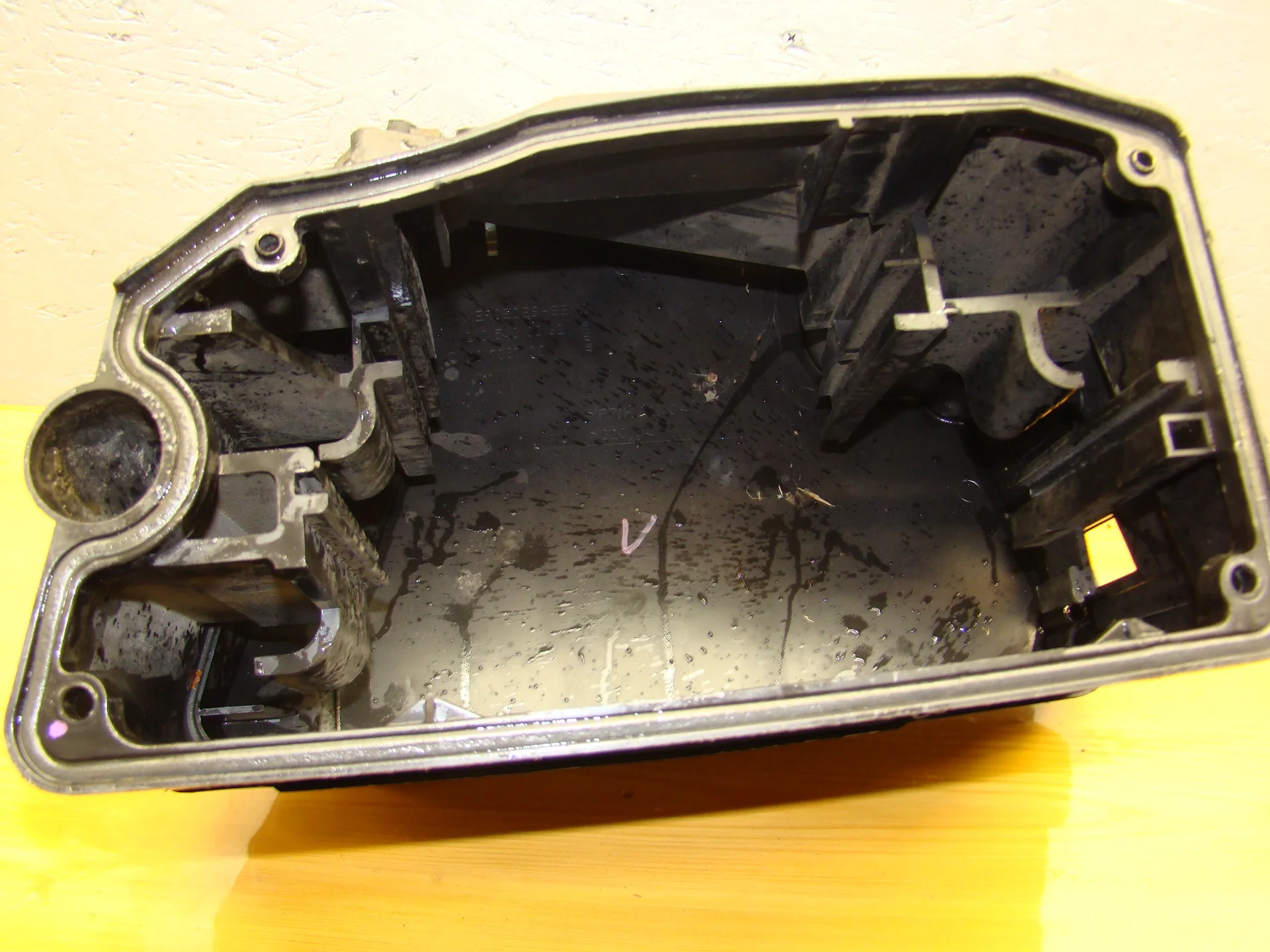 Корпус блока предохранителей Mercedes-Benz W210 112 A2105400924 - миниатюра 5