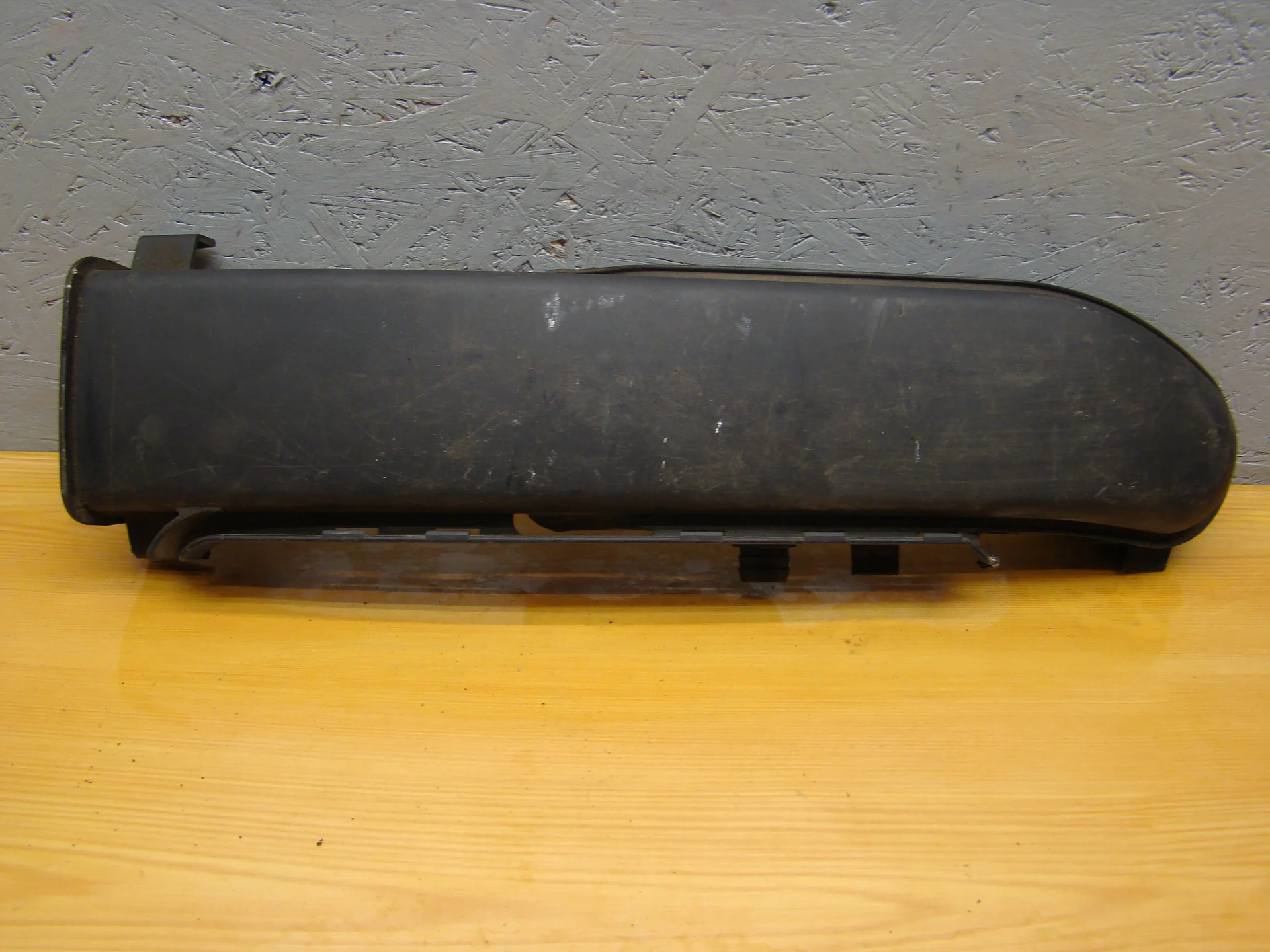 Патрубок впускного коллектора Mercedes-Benz W210 111 A1111402512 - миниатюра 2