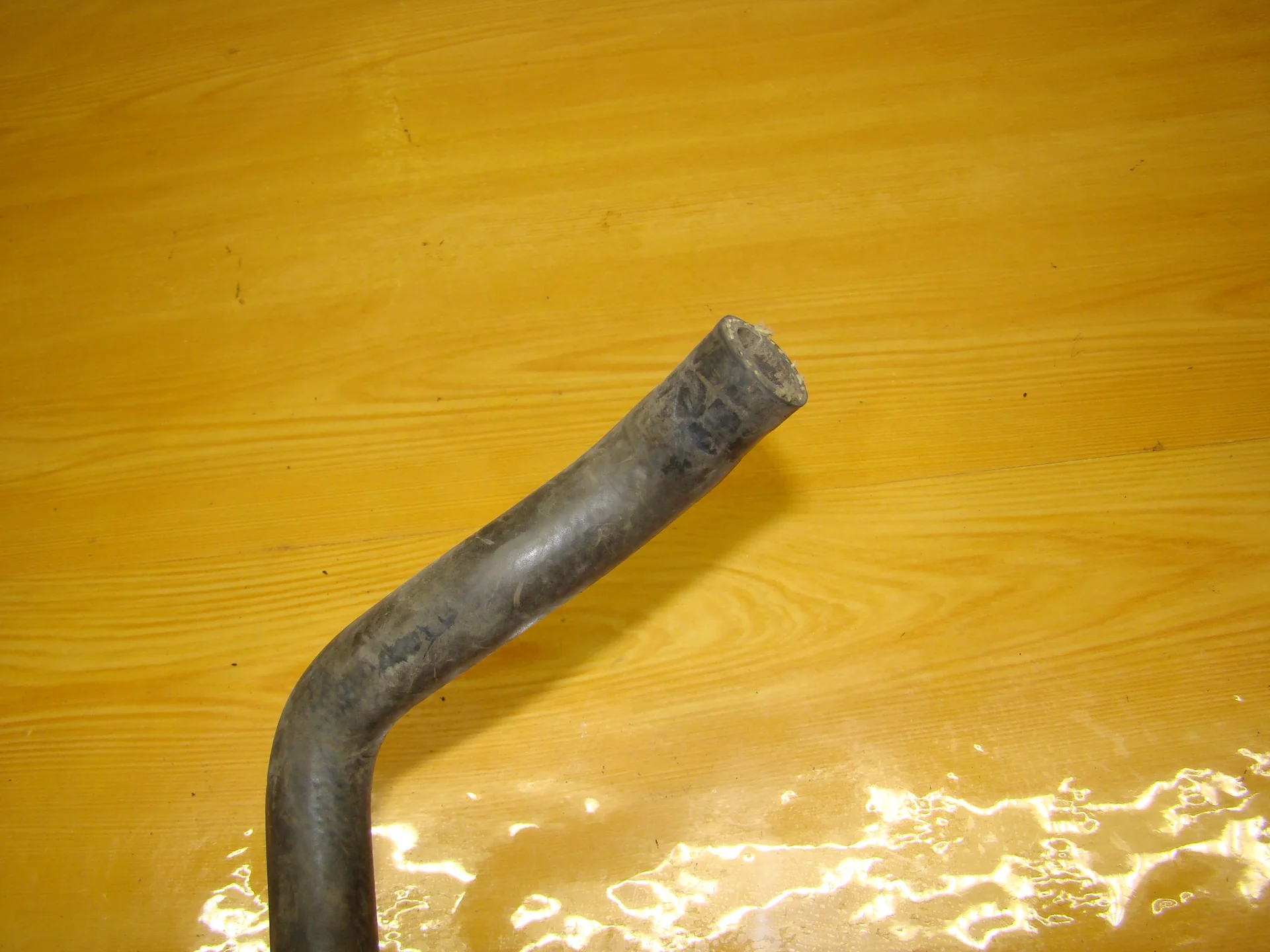Патрубок отопителя Mercedes-Benz W124 A1248322894 - миниатюра 3