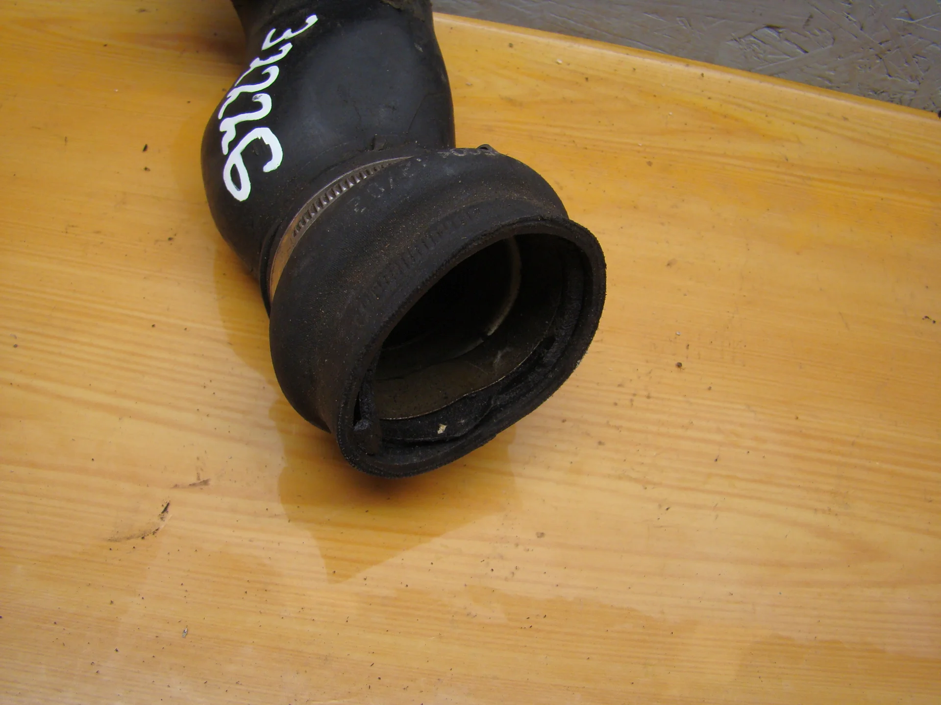 Патрубок интеркулера Mercedes-Benz W211 271 A2710901437 - миниатюра 3