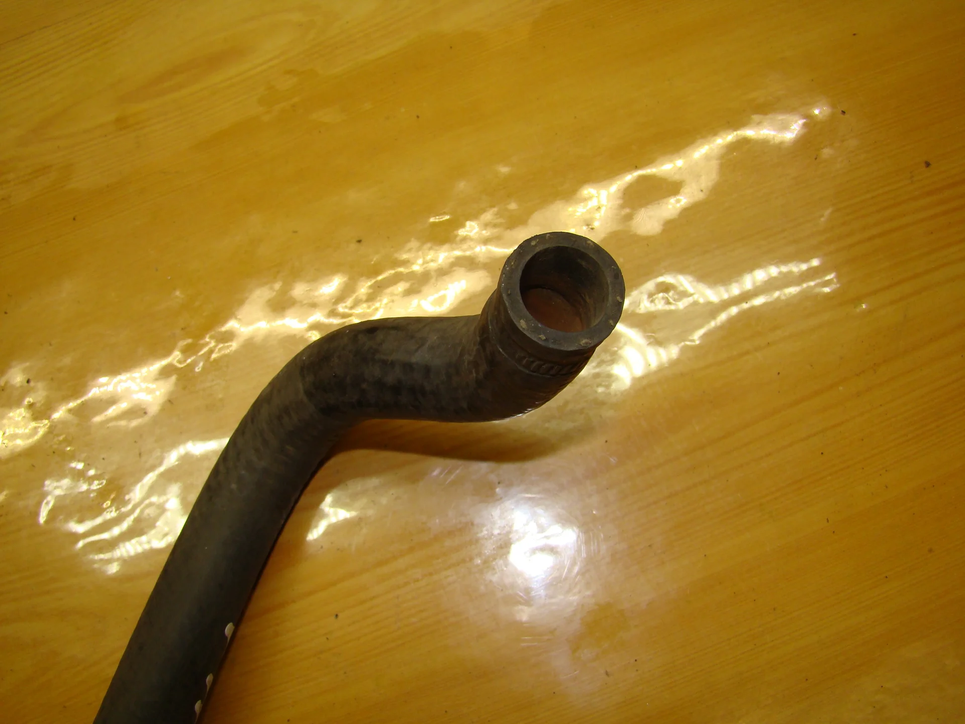 Патрубок отопителя Mercedes-Benz W124  A1248322394 - миниатюра 2