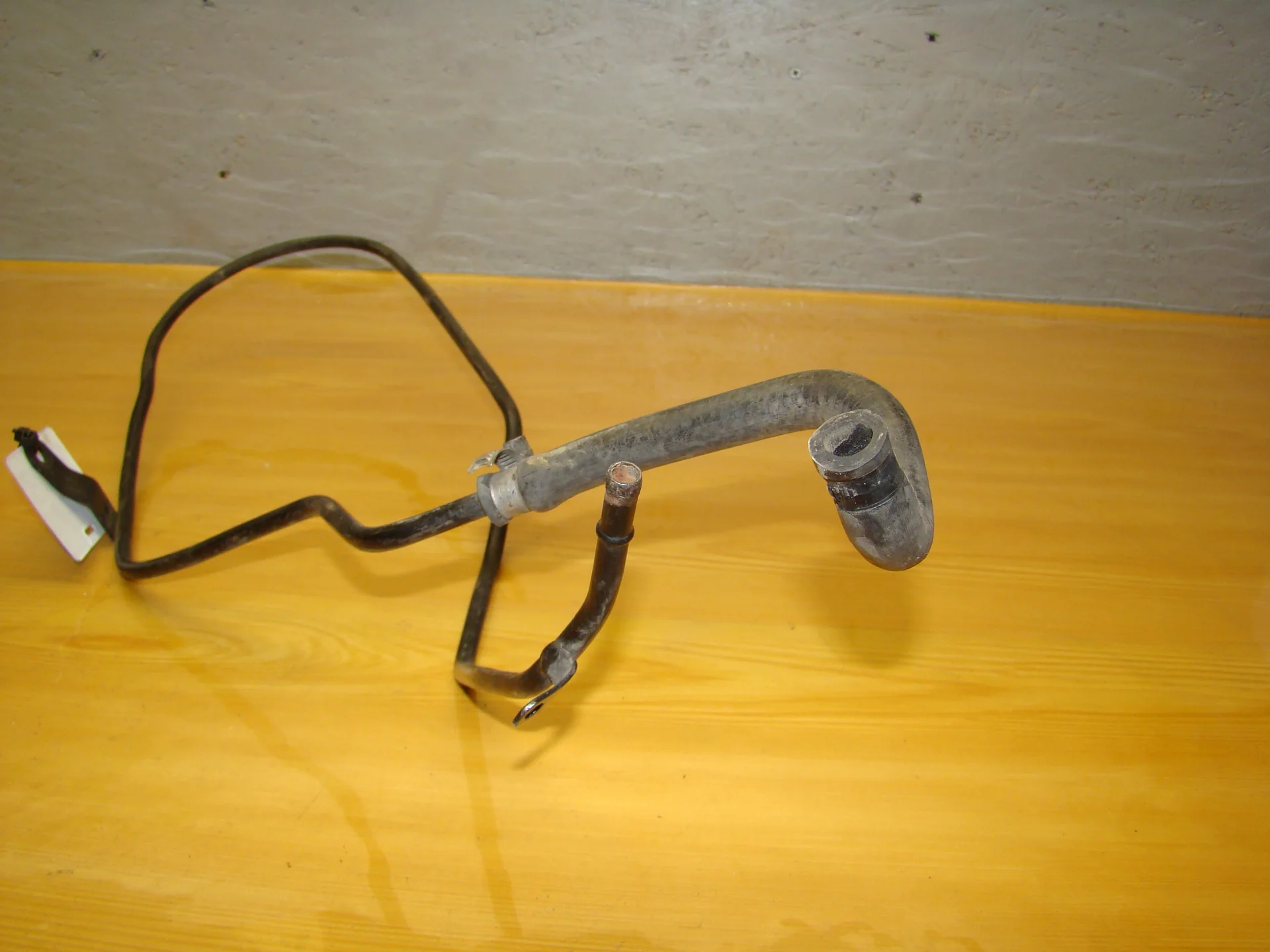 Патрубок отопителя Mercedes-Benz W124 A1248302015 - миниатюра 2
