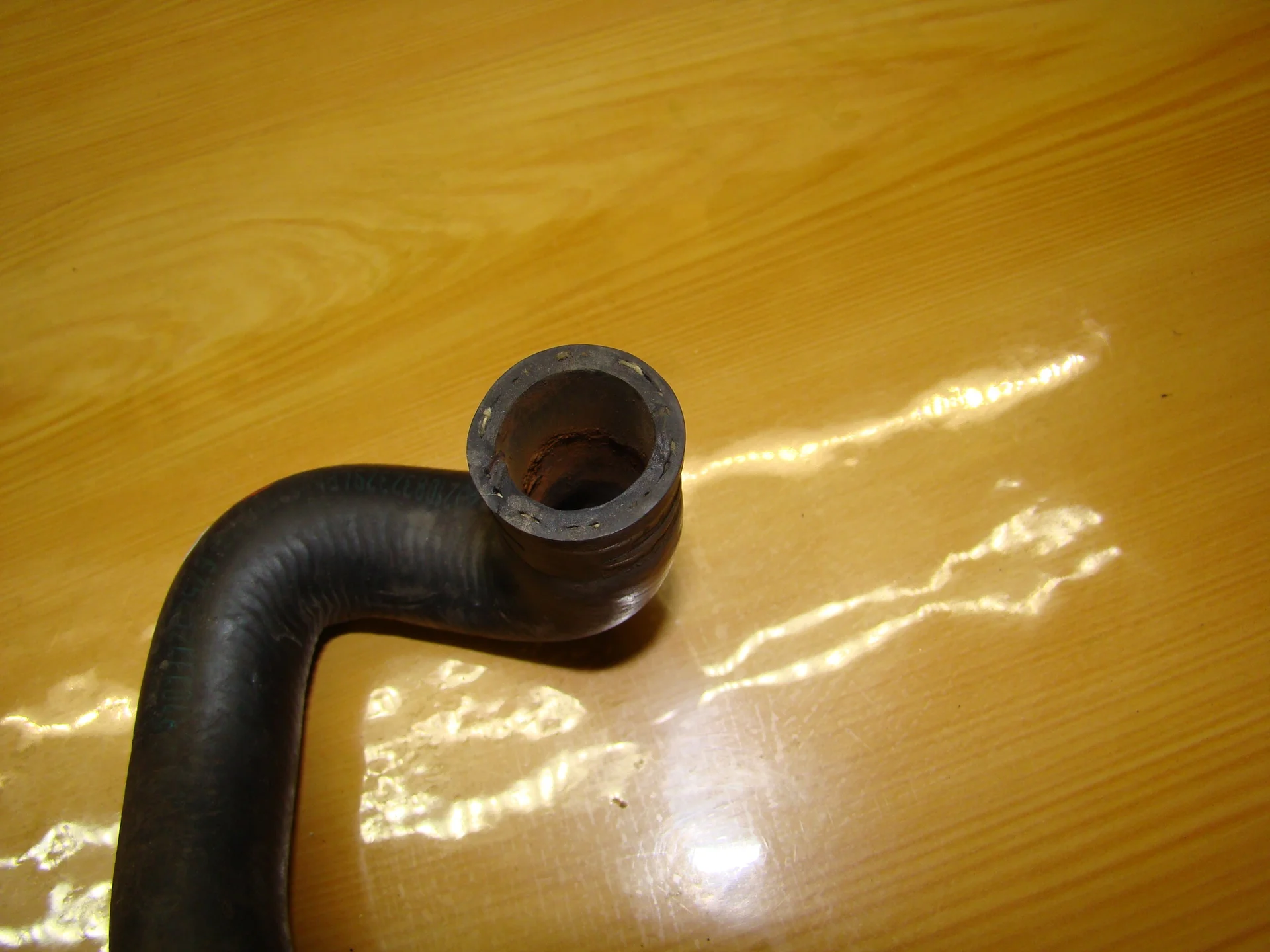 Патрубок отопителя Mercedes-Benz W210 A2108323294 - миниатюра 3