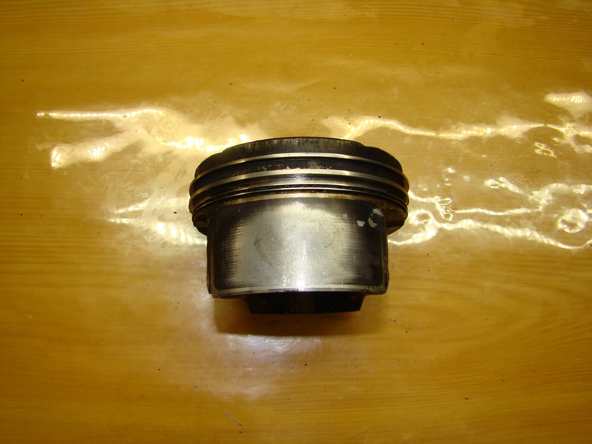 Поршень Mercedes-Benz W204 271 - миниатюра 2