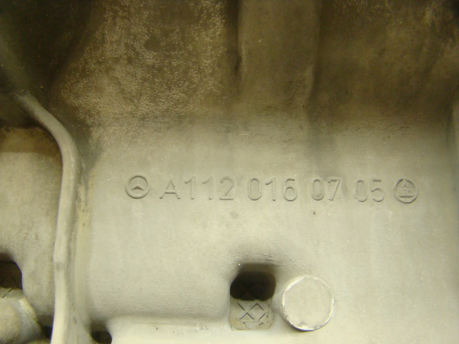 Крышка клапанная левая Mercedes-Benz W639 112 A1120160705 - миниатюра 3