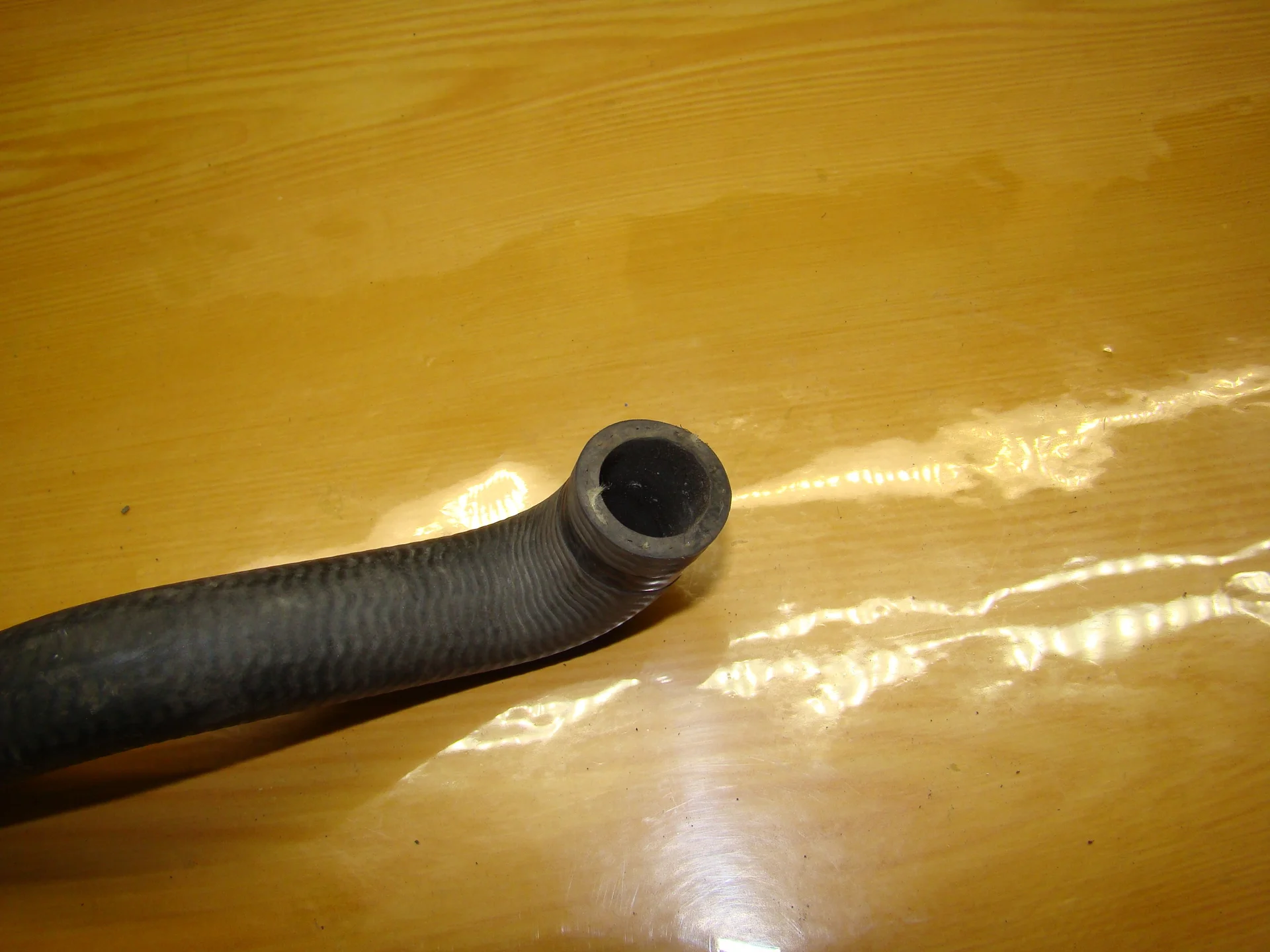 Патрубок отопителя Mercedes-Benz W210 A2108322794 - миниатюра 2