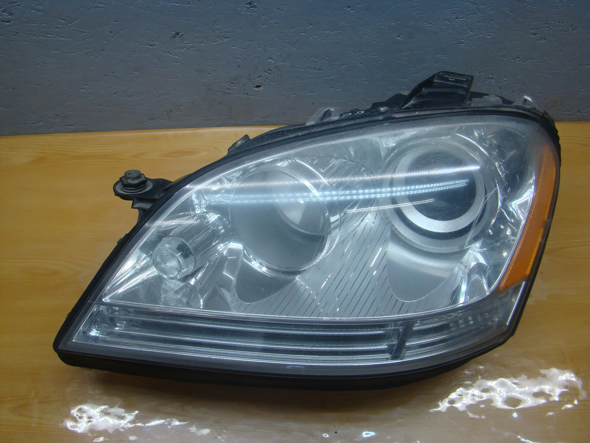 Блок фара левая Mercedes-Benz W164 - миниатюра 2