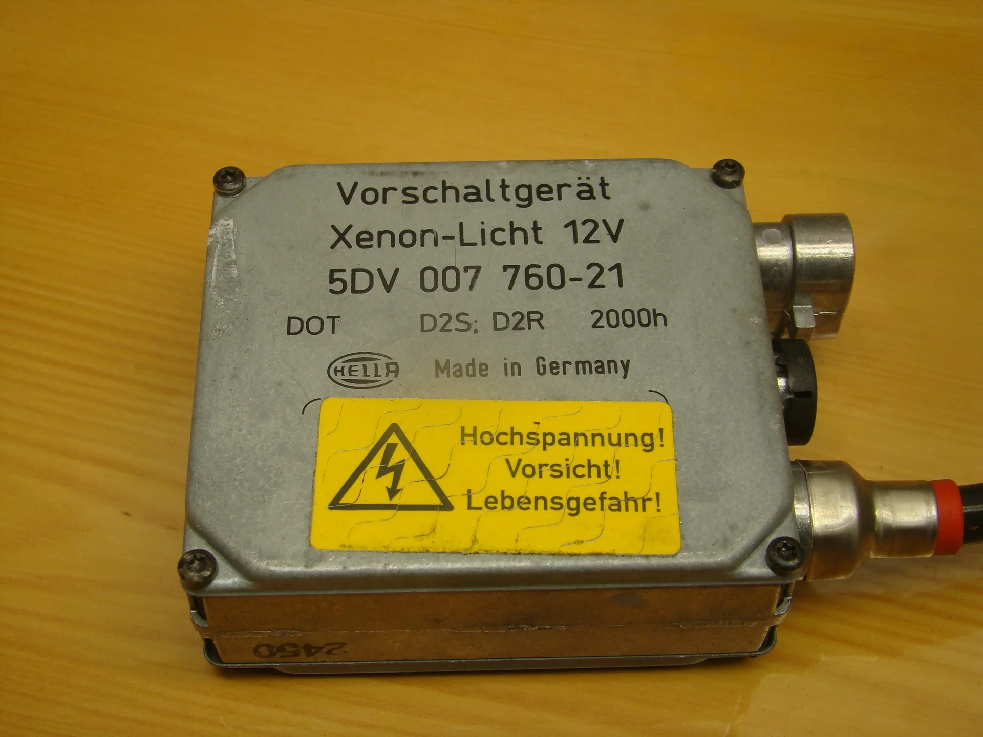 Блок розжига ксенона Mercedes-Benz W210 112 A2108206926 - миниатюра 2