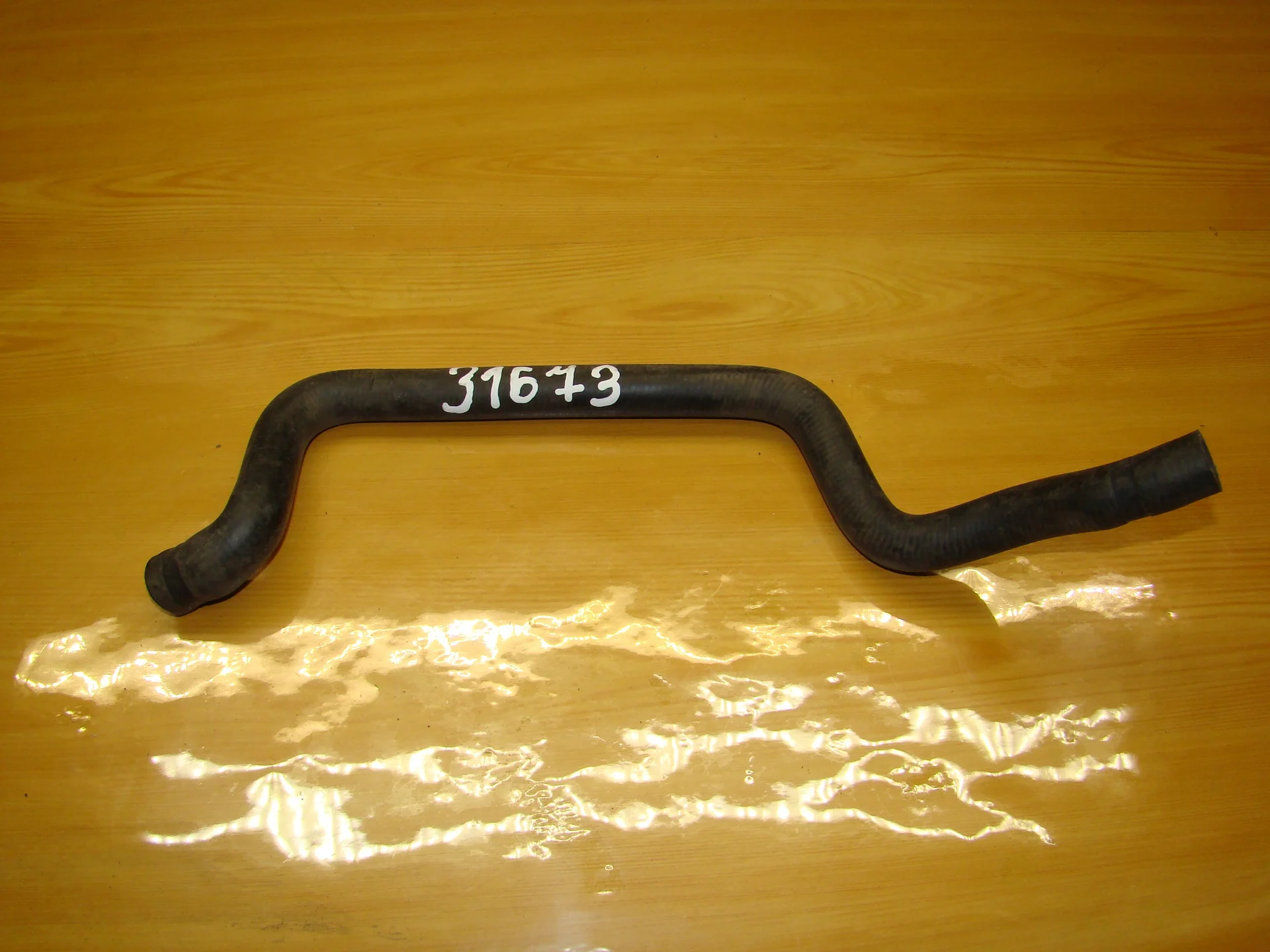Патрубок отопителя Mercedes-Benz W124 A1248322894 - изображение 1
