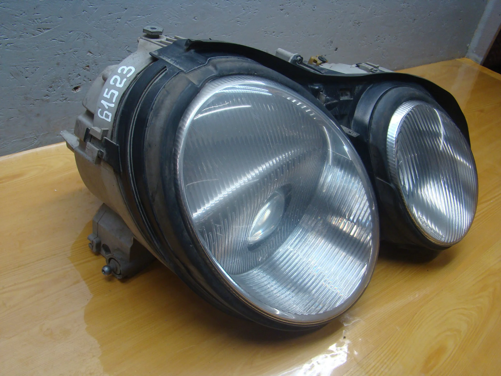 Блок фара правая Mercedes-Benz C215 A2158200261 - миниатюра 2