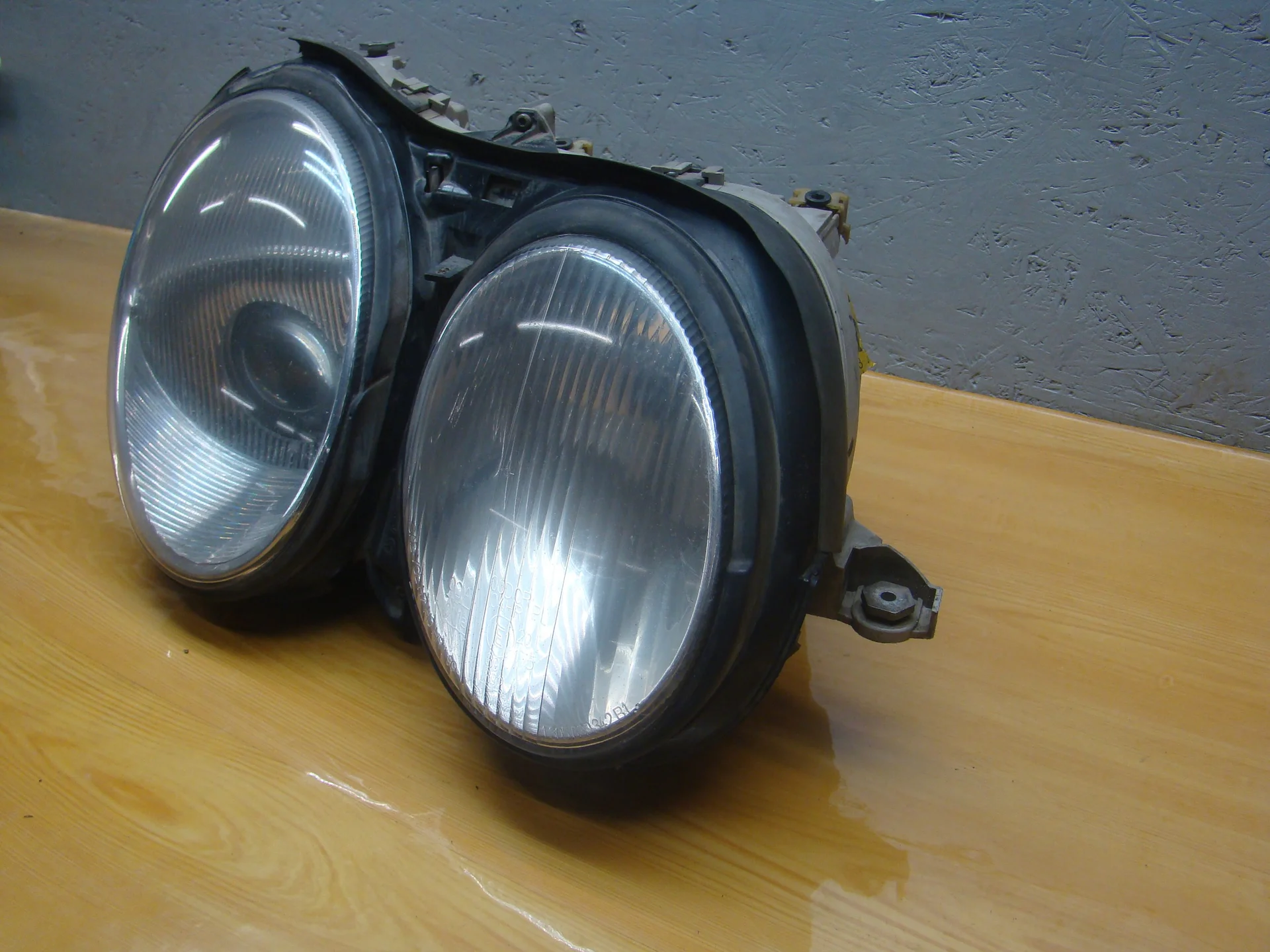 Блок фара правая Mercedes-Benz C215 A2158200261 - миниатюра 3
