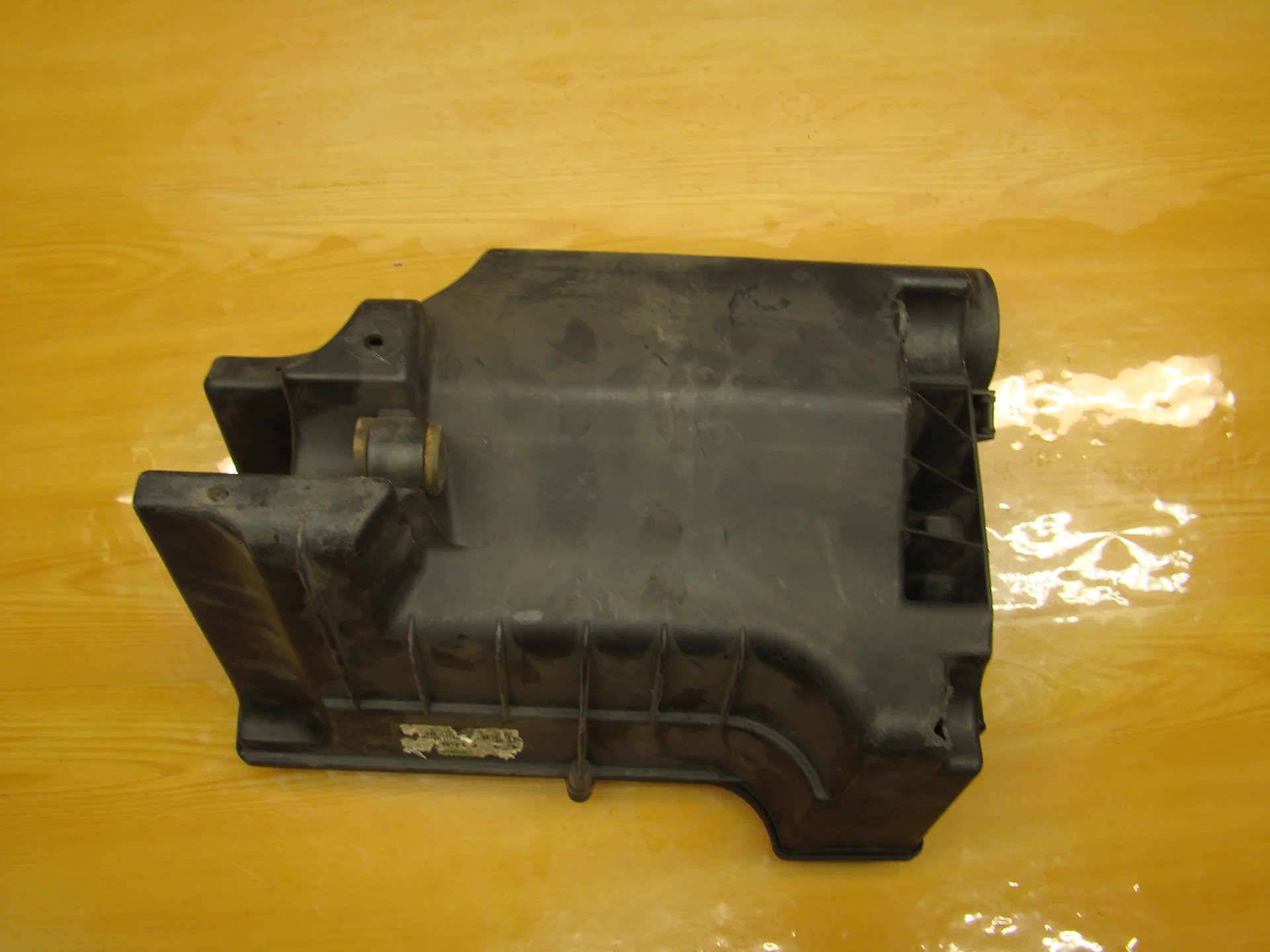 Корпус воздушного фильтра Mercedes-Benz W168 166 A1660940001 - миниатюра 3