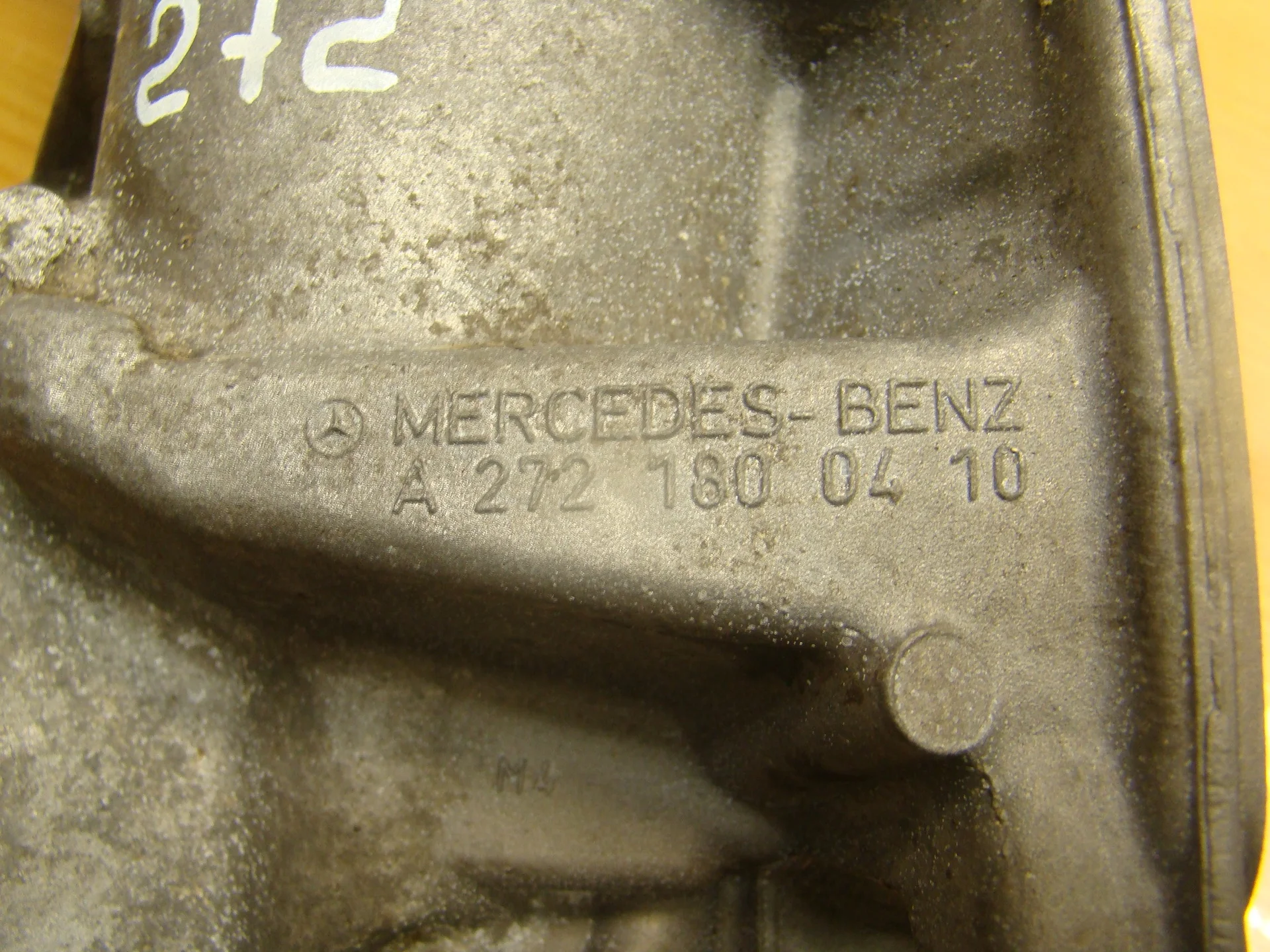 Корпус масляного фильтра Mercedes-Benz W164 272 A2721800410 - миниатюра 3