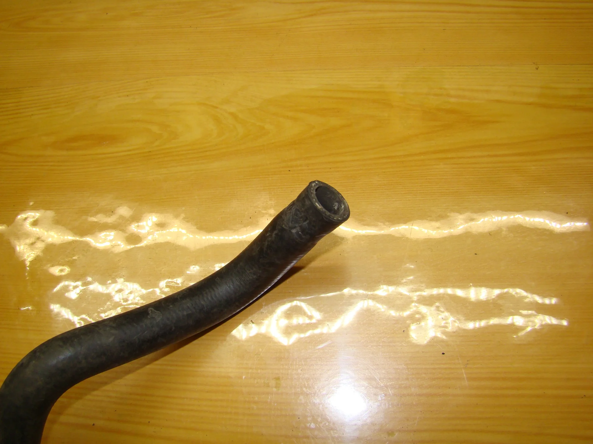 Патрубок отопителя Mercedes-Benz W124  A1248327093 - миниатюра 2