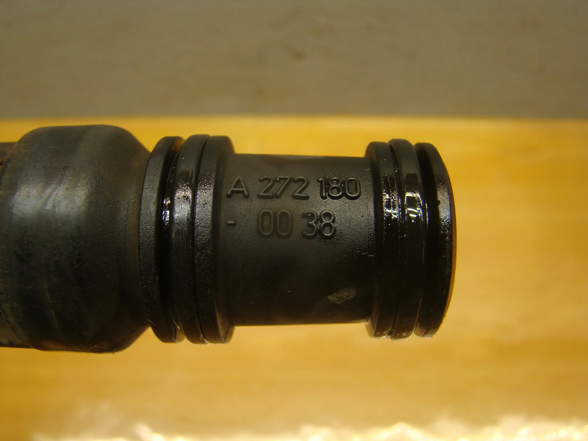 Крышка маслянного фильтра Mercedes-Benz W164 272 A2721800038 - миниатюра 2