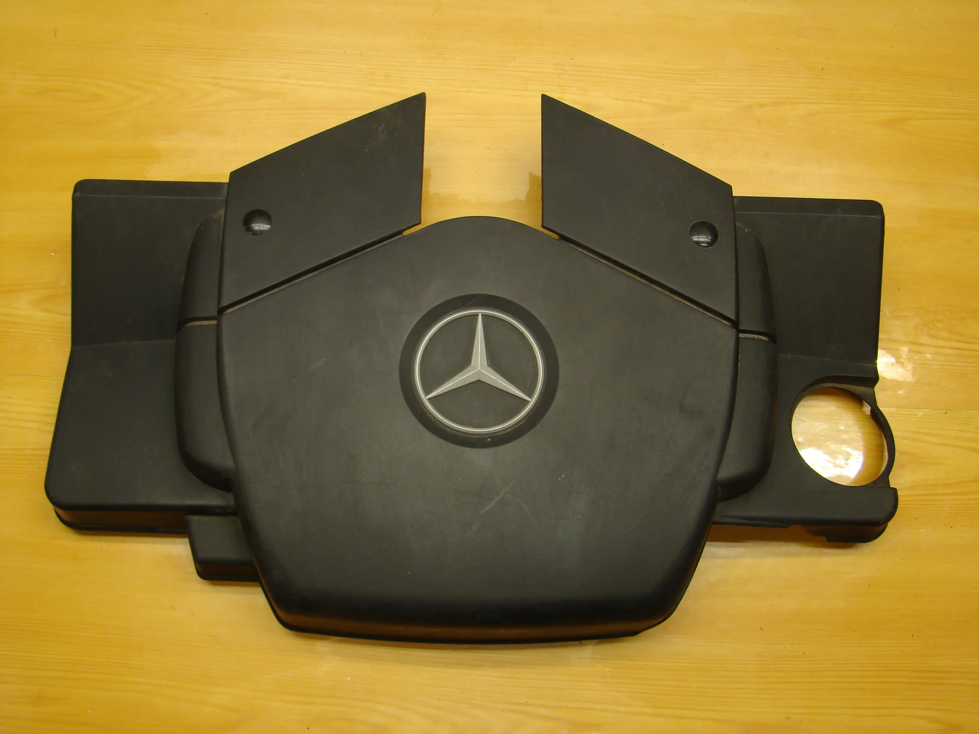 Крышка двигателя декоративная Mercedes-Benz W220 113 A1130101367 - изображение 1