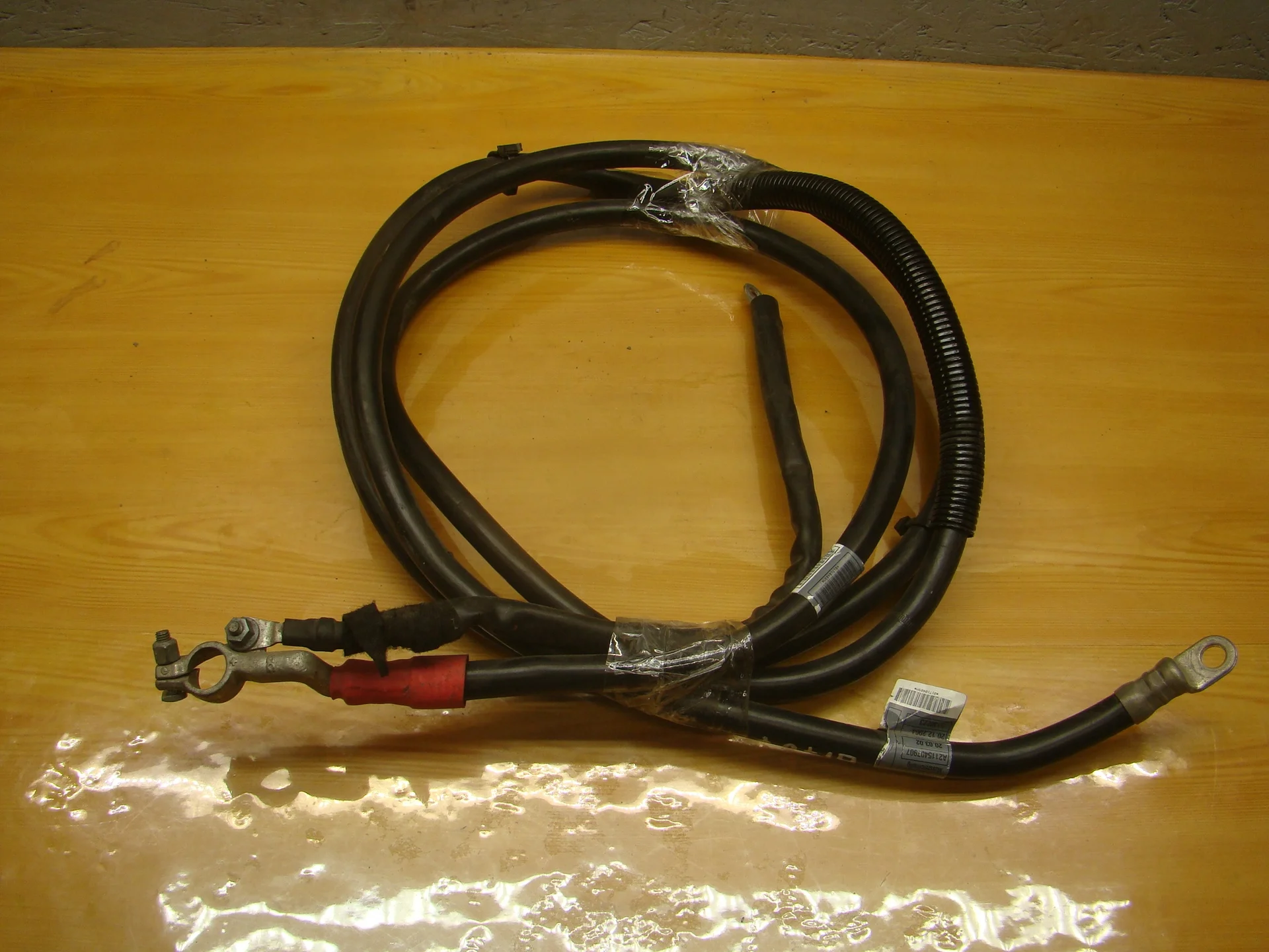 Силовой провод Mercedes-Benz W211 A2115407907 - изображение 1