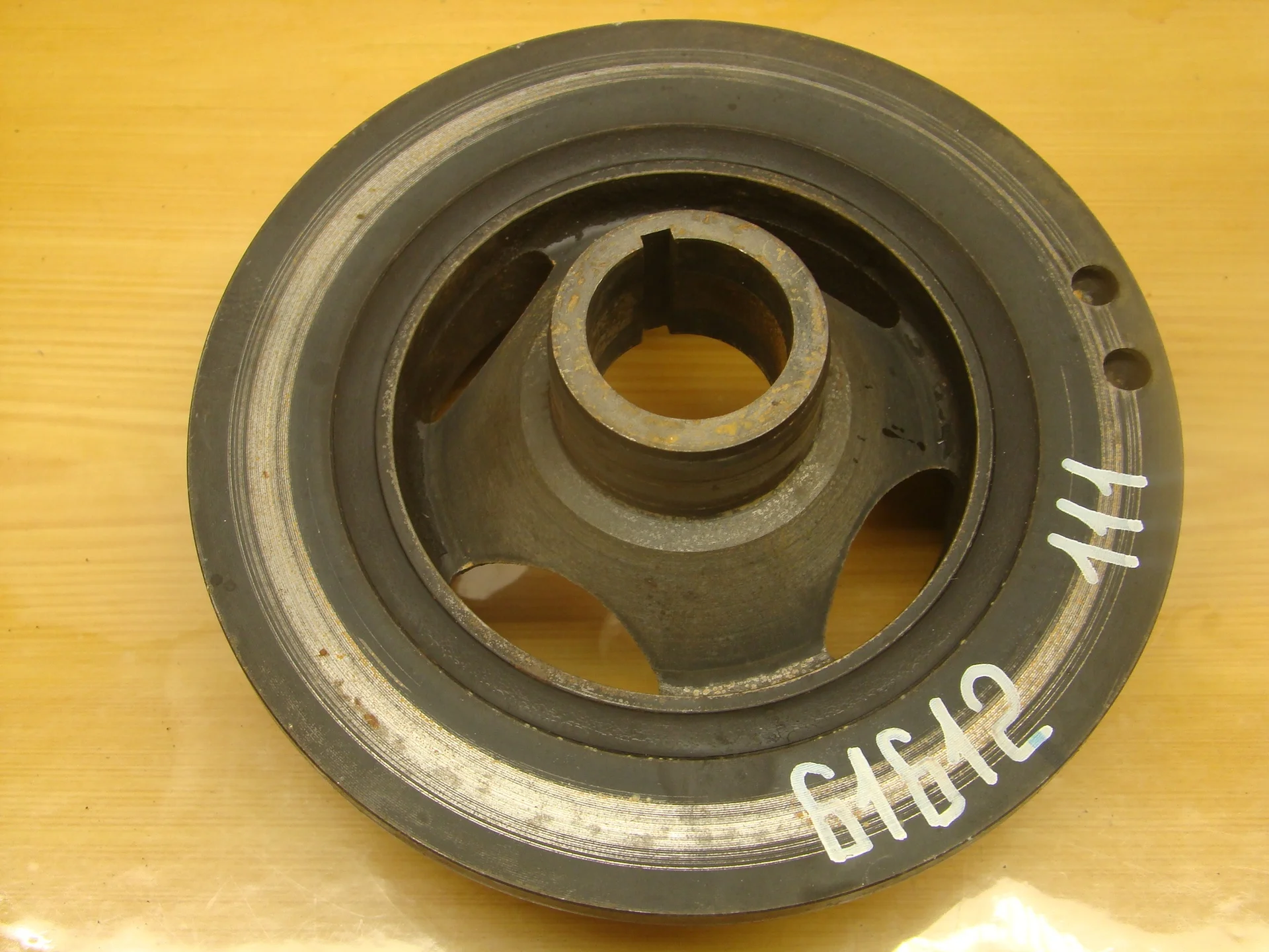 Шкив коленвала Mercedes-Benz W202 111 A1110300603 - миниатюра 3