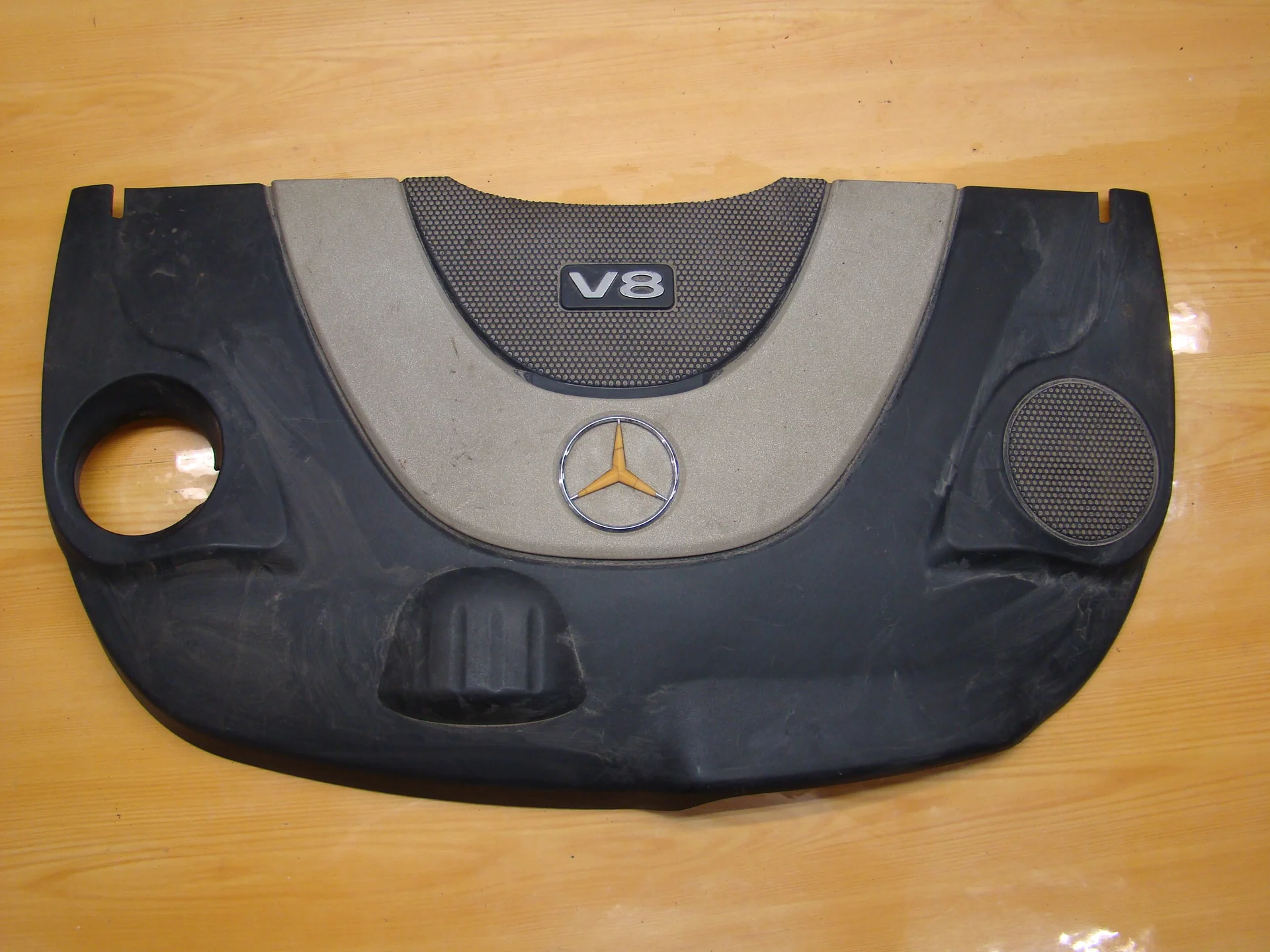 Крышка двигателя декоративная Mercedes-Benz W463 273 A2730101867 - изображение 1