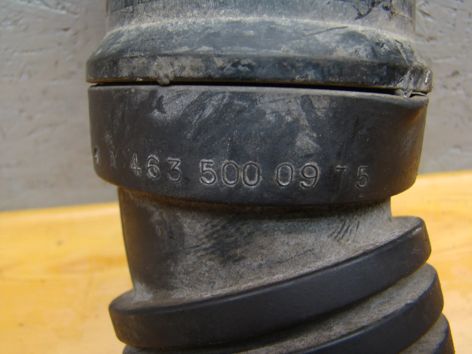 Патрубок воздушного фильтра Mercedes-Benz W463 112 A4635000975 - миниатюра 4