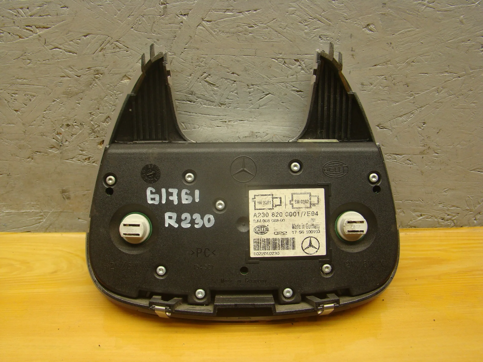 Плафон салонный Mercedes-Benz R230 A2308200001 - миниатюра 5