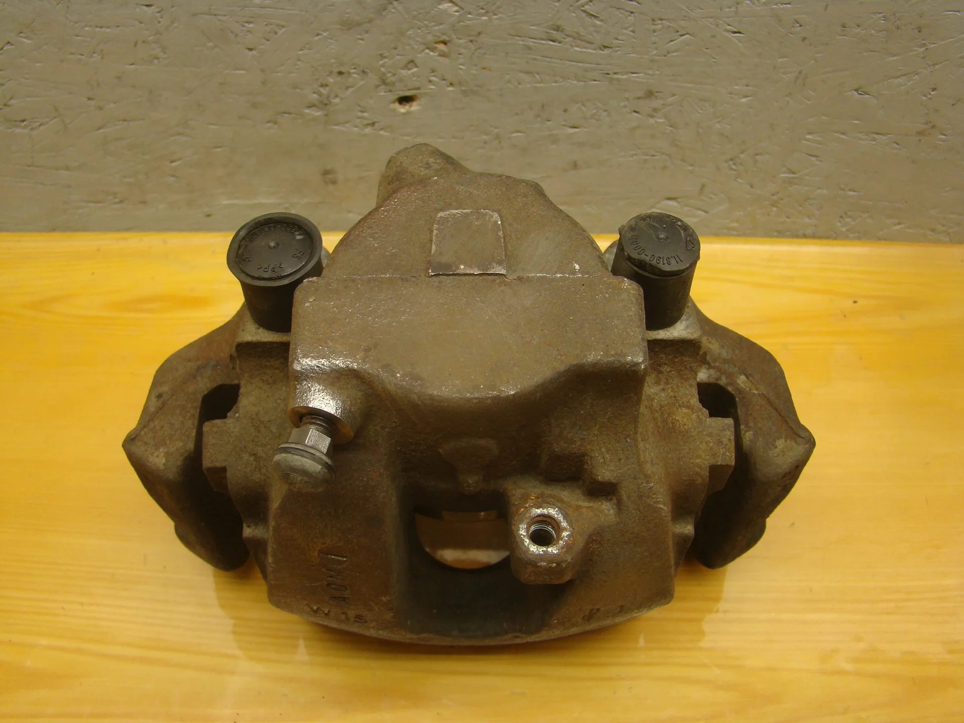 Суппорт передний правый Mercedes-Benz W210 112 A0014203283 - миниатюра 4