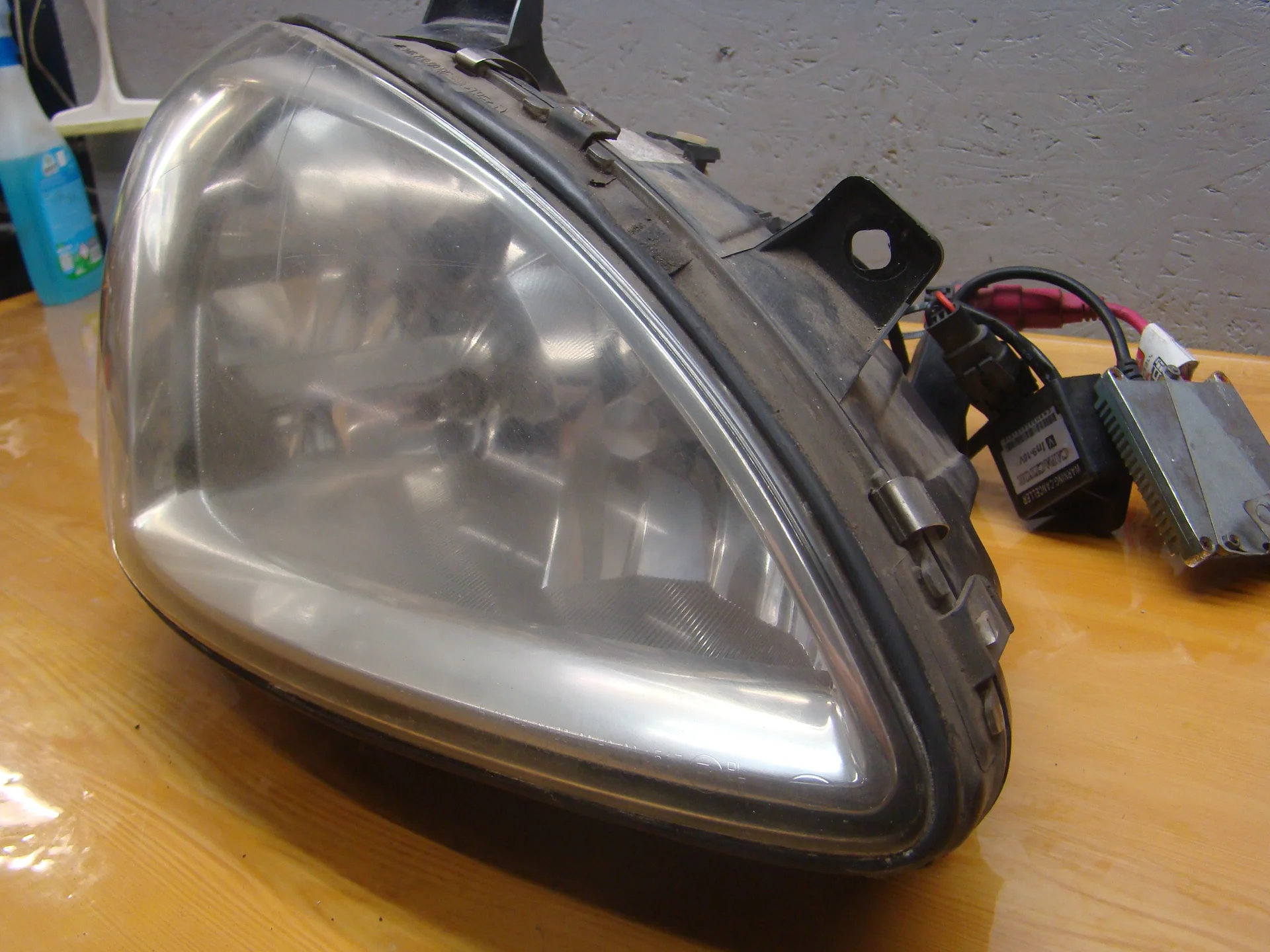 Блок фара правая Mercedes-Benz W639 112 A6398200461 - миниатюра 2