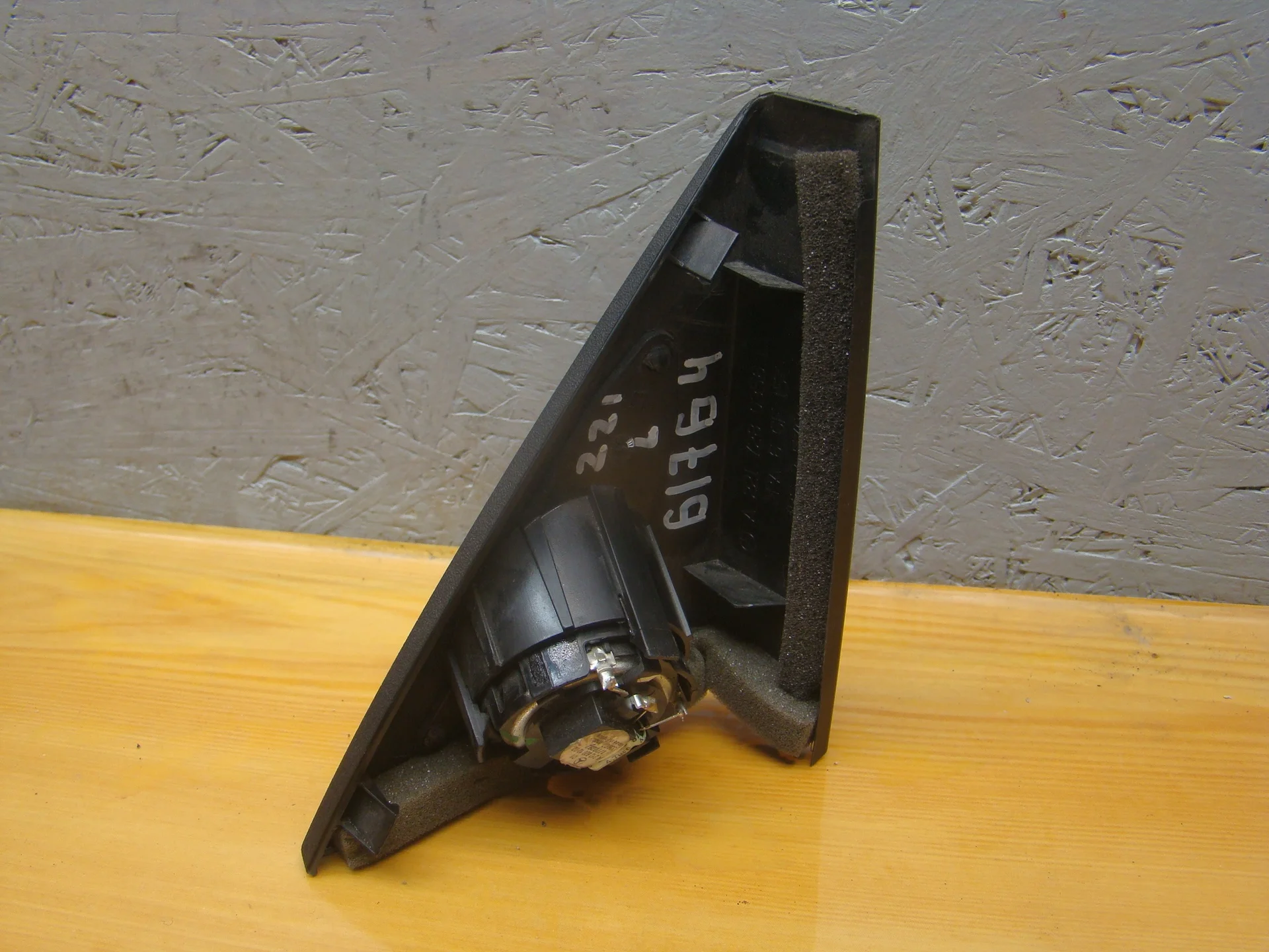 Накладка на динамик (ВЧ) спереди левая Mercedes-Benz W221 A2217280356 - миниатюра 3